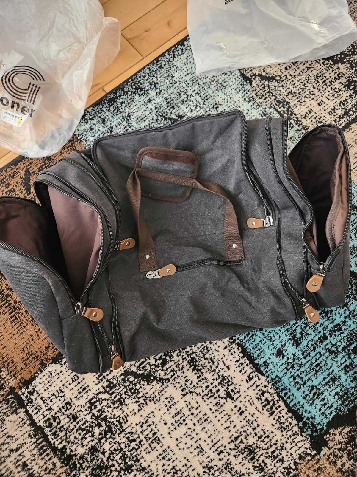 Gonex Canvas Duffle Bag, Expandable 60L Travel Overnight Weekender Bag customer photo 1