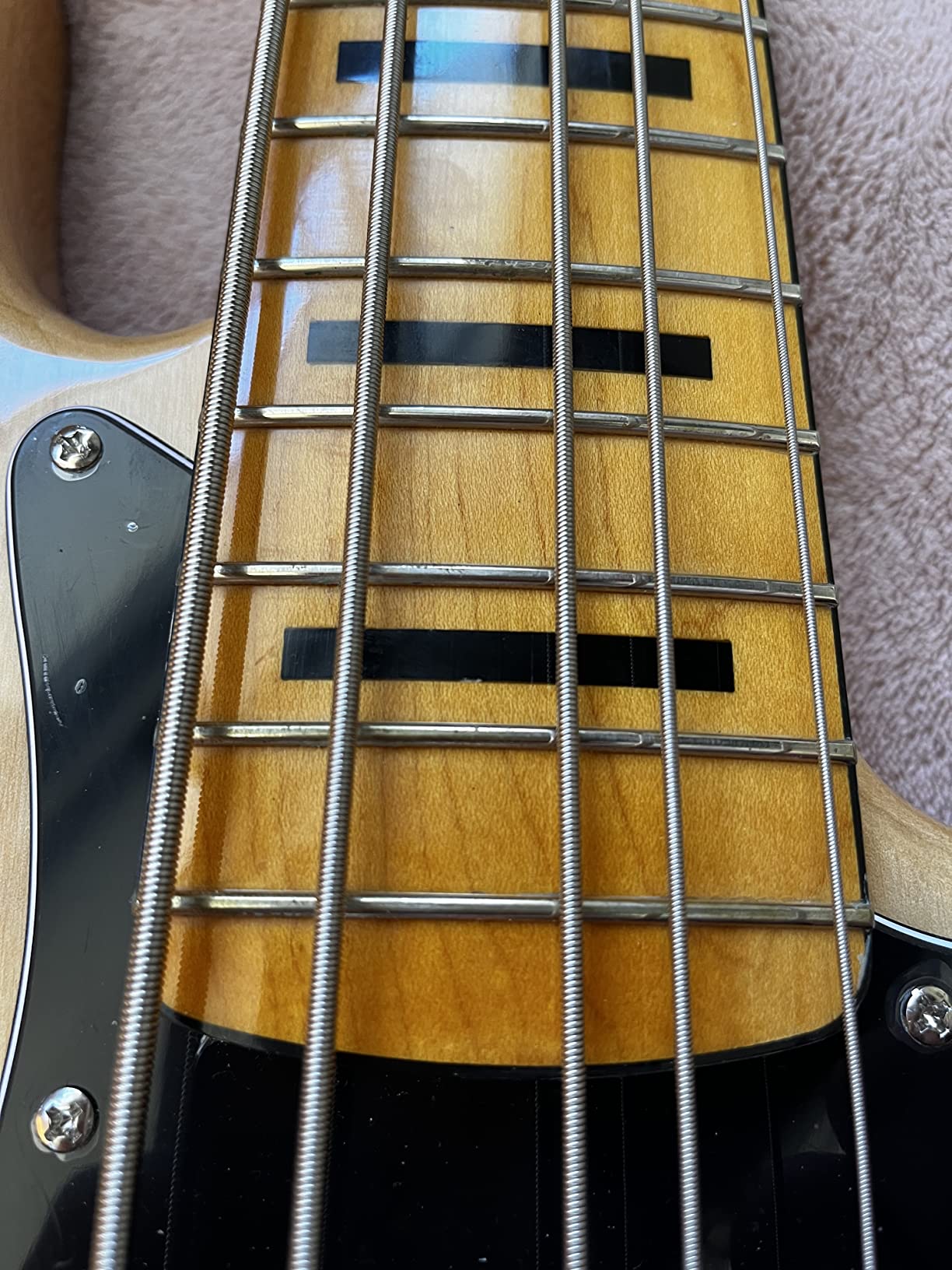 Squier Classic Vibe 70s 5-String Jazz Bass, Natural, Maple Fingerboard customer photo 1