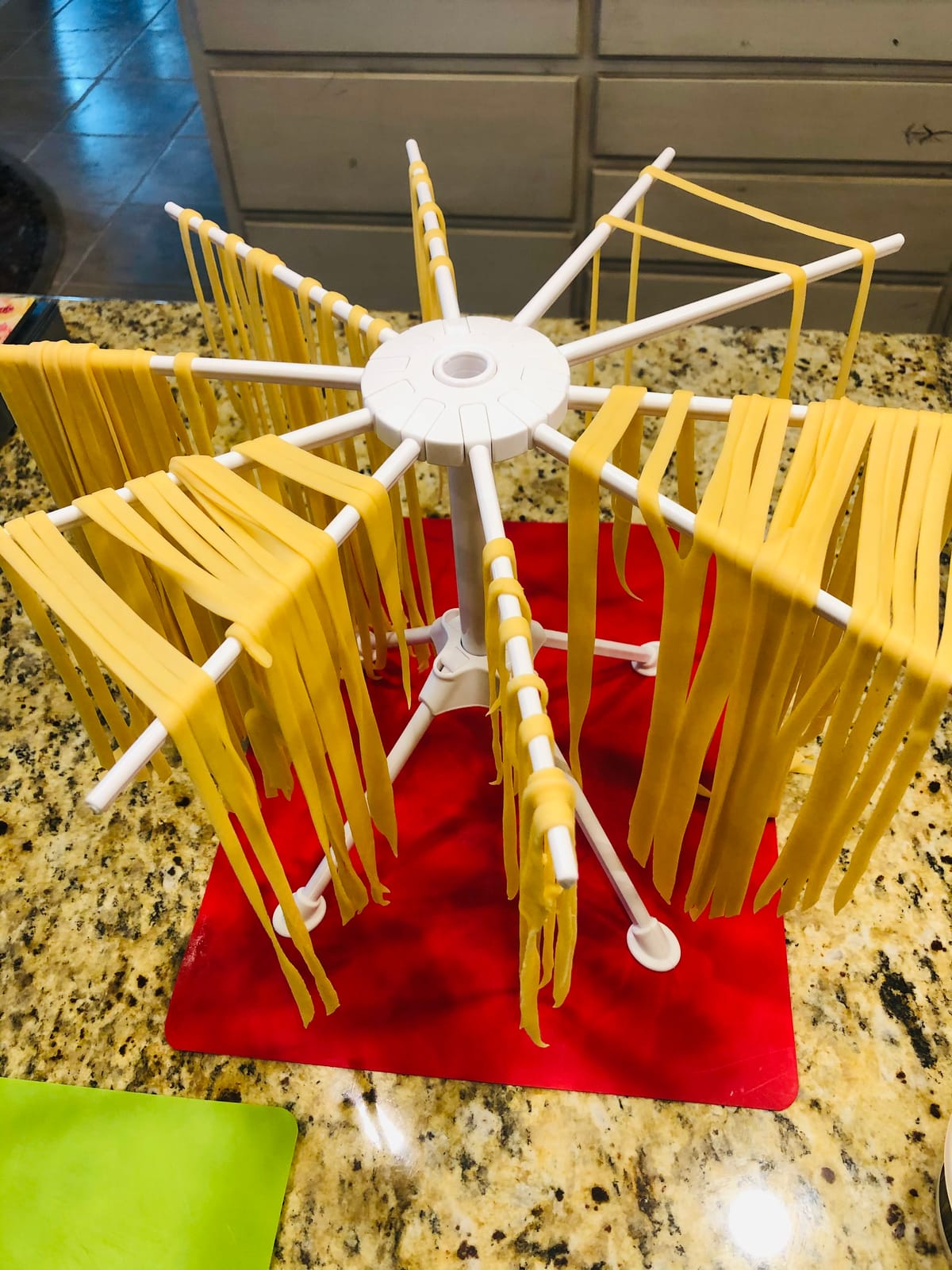 Ourokhome Collapsible Pasta Drying Rack, Plastic Foldable Homemade Fresh Spaghetti Stand Dryer Noodle Hanger for Kitchen with 10 Arms, Stable, Easy Storage, Quickly Set Up (White) customer photo 1