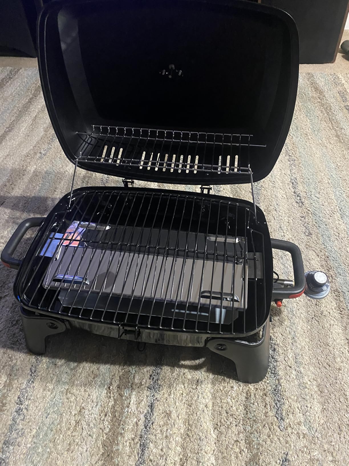 Megamaster Tabletop 1 Burner Gas Grill, Foldable Legs with Warming Rack customer photo 1