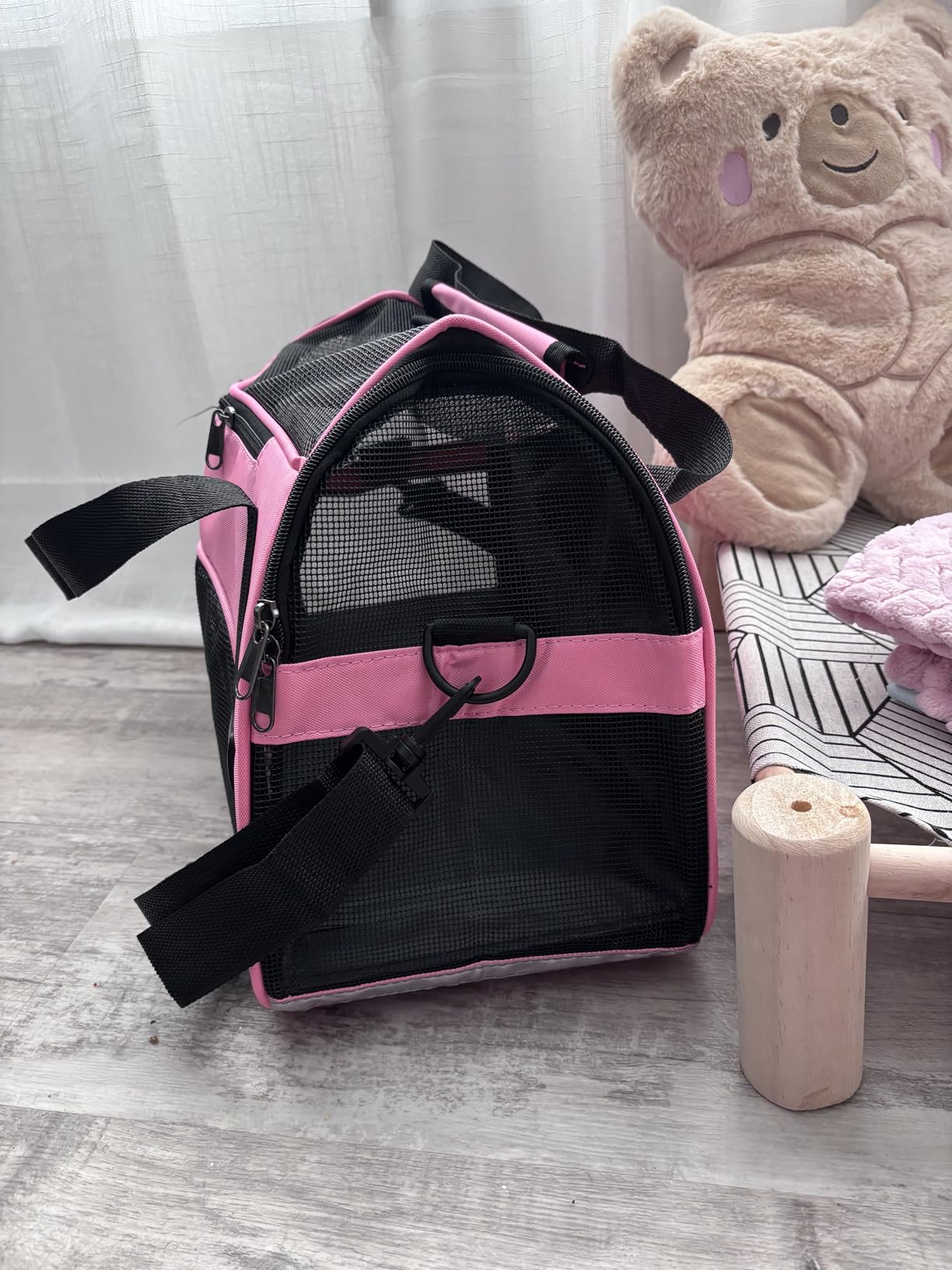 MuchL Pet Carrier Soft-Sided Carriers for Cat Carriers Dog Carrier for Small Medium Cats Dogs Puppies Pet Carrier Airline Approved Cat Dog Pet Travel Carrier (Medium,Black) customer photo 1