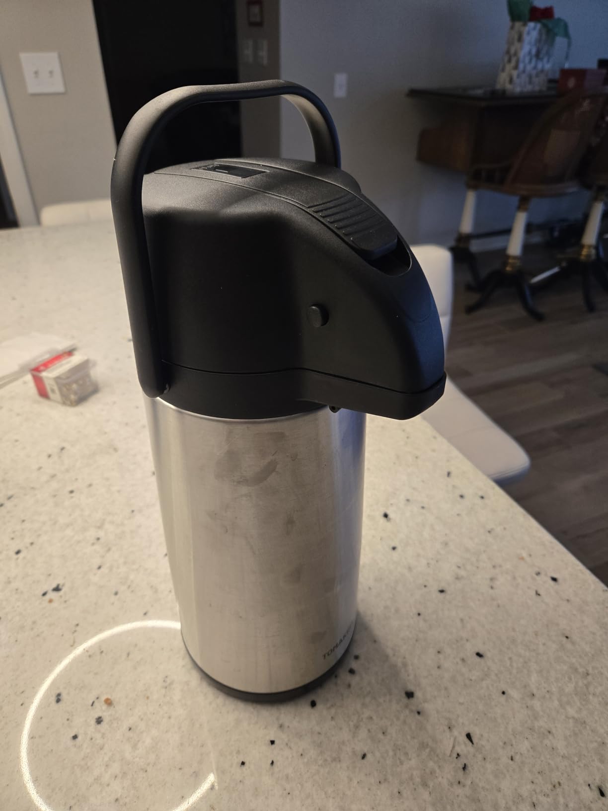 TOMAKEIT Airpot Coffee Dispenser Thermal with Pump,3L/102 Oz Insulated Stainless Steel Large Airpot Coffee Carafe Lever Action for Hot/Cold Water,Thermal Carafe for Hot Cocoa for Parties customer photo 1