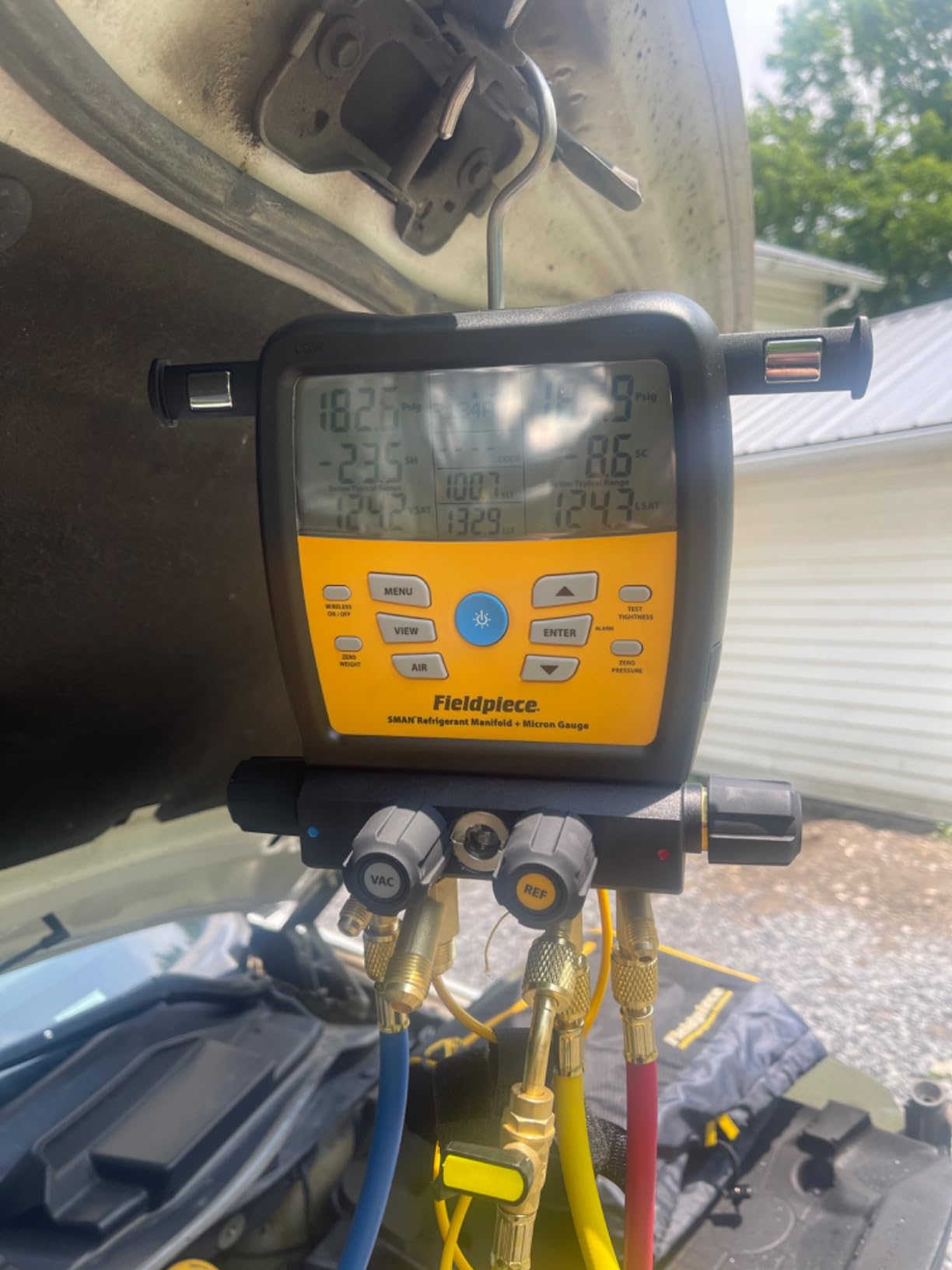Fieldpiece SM480V SMAN Digital Manifold Wireless Data Logging customer photo 1
