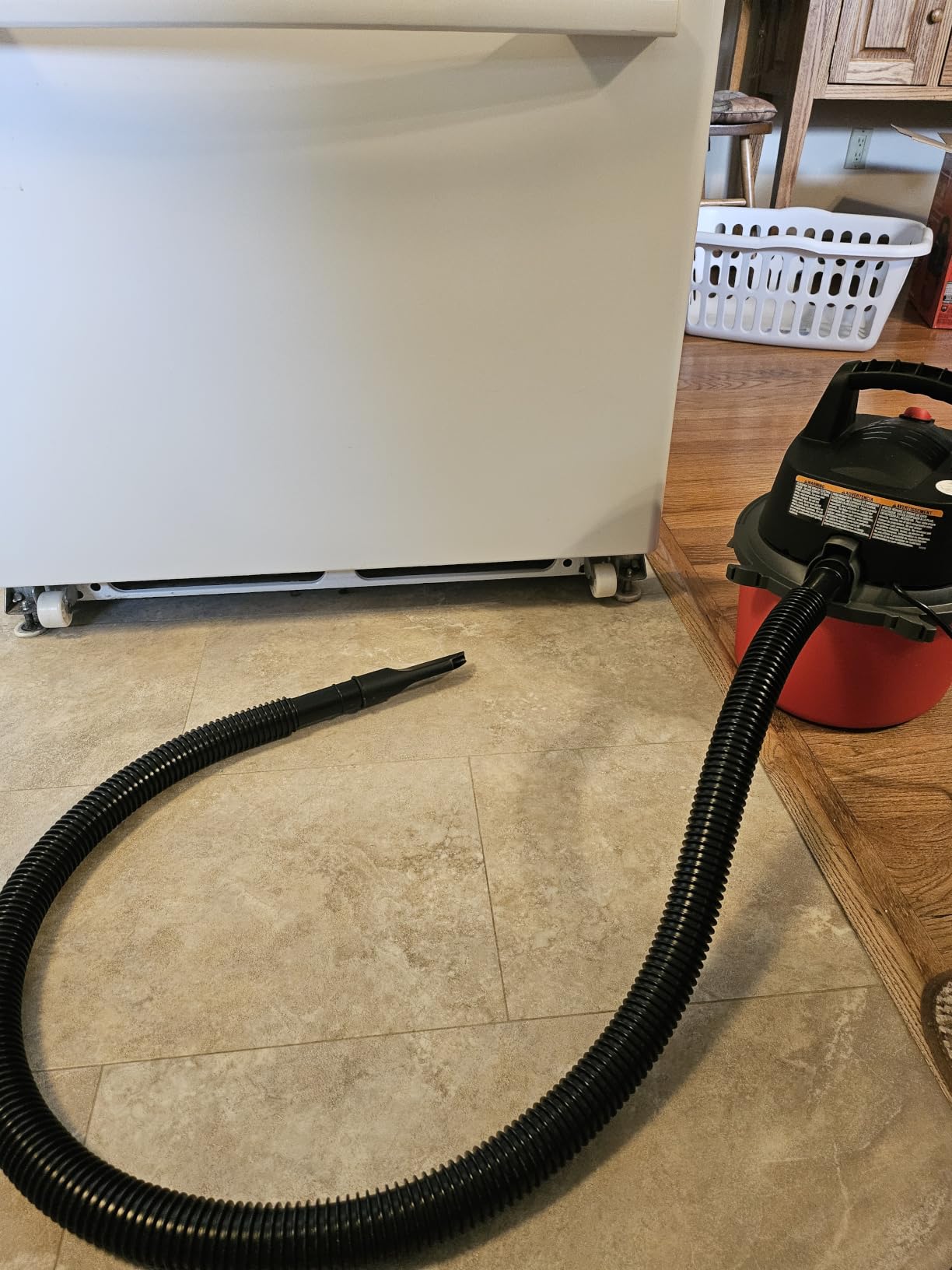 CRAFTSMAN CMXEVBE17250 2.5 Gallon 2.5 Peak HP Wet Dry Shop Vacuum customer photo 2