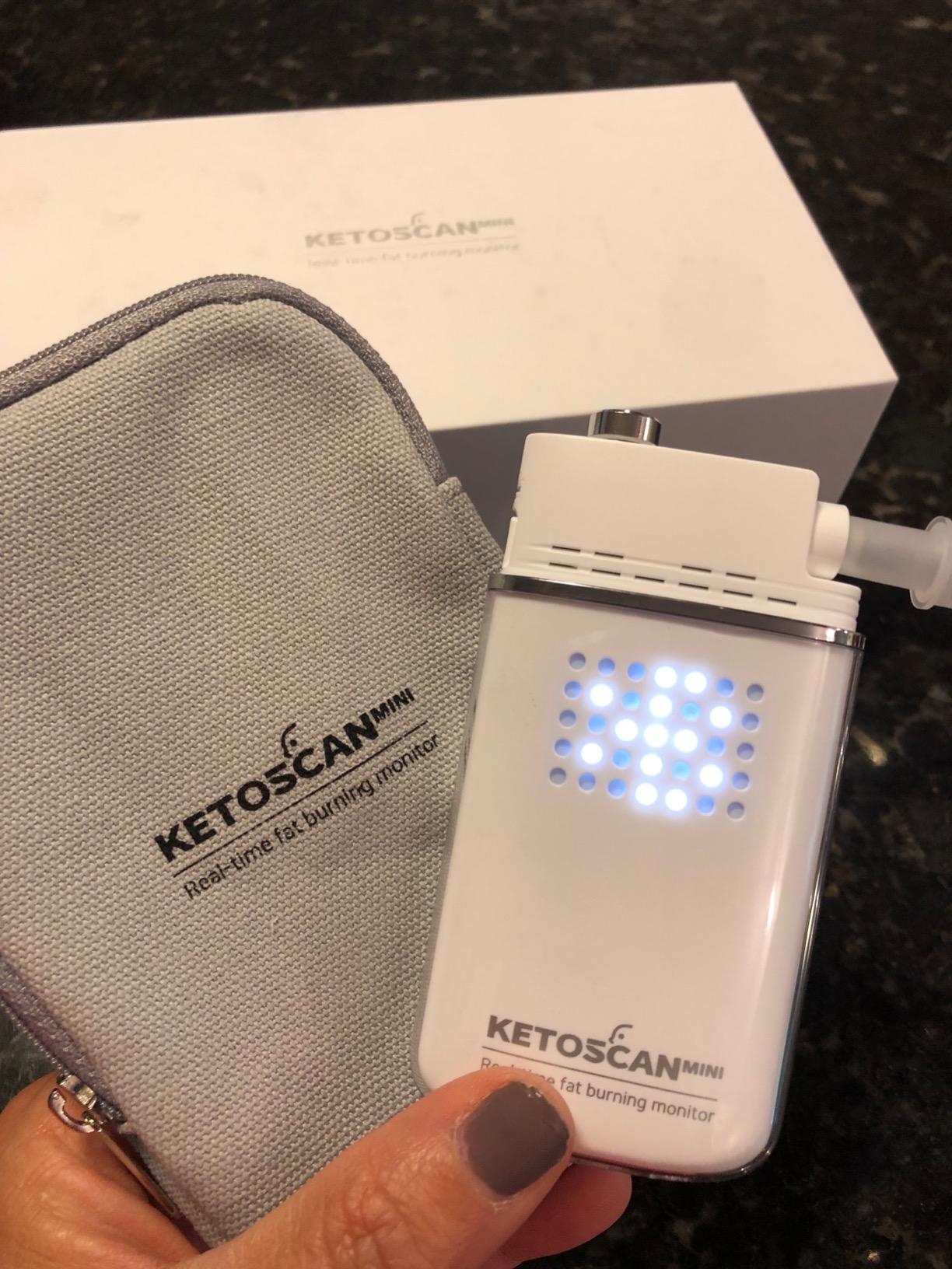 KETOSCAN Mini V2 Breath Ketone Meter | Non-Invasive Ketone Monitor, Keto & Low Carb Diet Tracker, Fat Metabolism & Ketosis customer photo 1