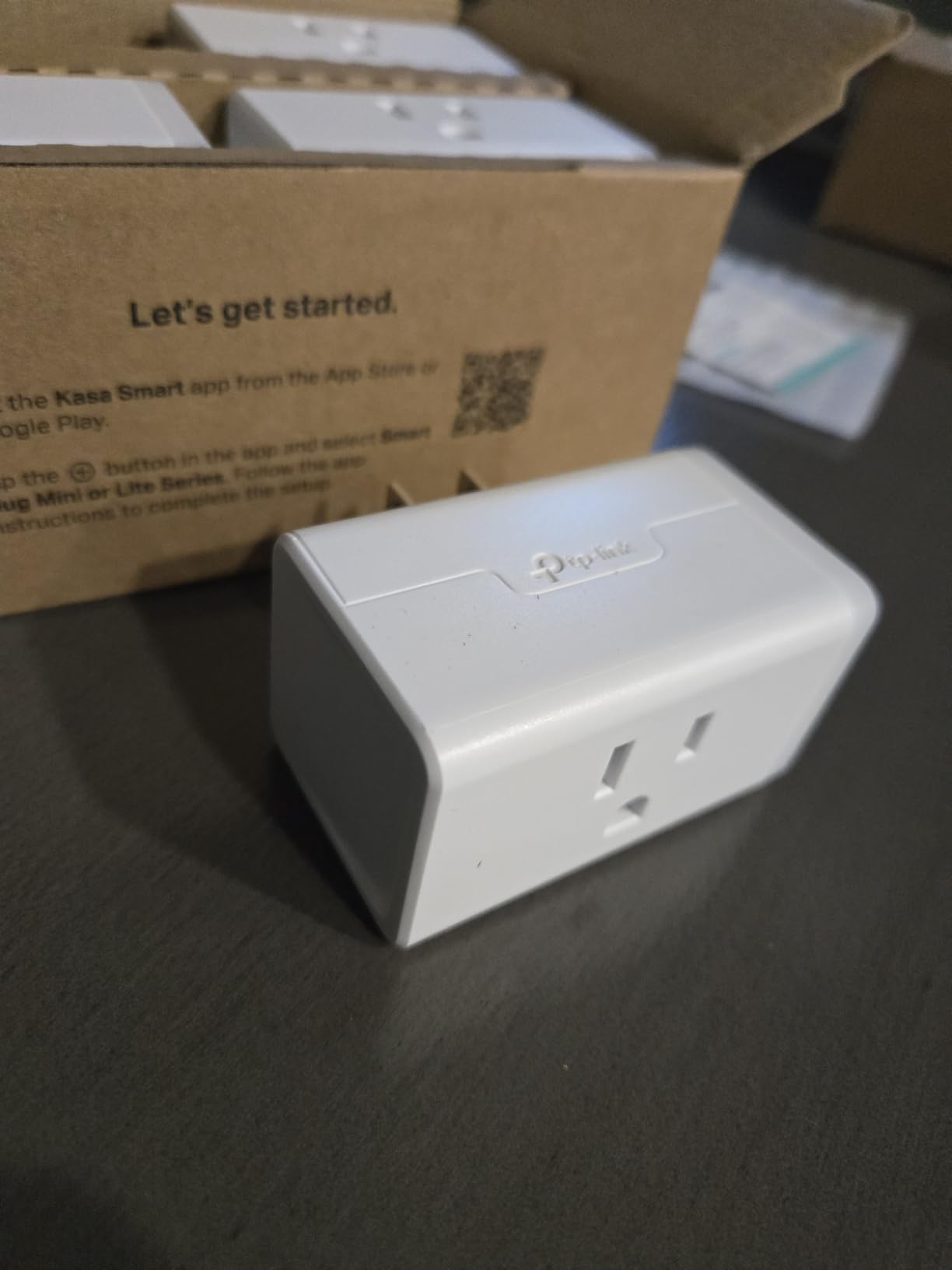 Kasa Smart Plug HS103P4, Smart Wi-Fi Outlet, Touch Actuator, Works with Alexa, Echo, Google Home, No Hub Required, 15 Amp, UL Certified, 4-Pack, White customer photo 2
