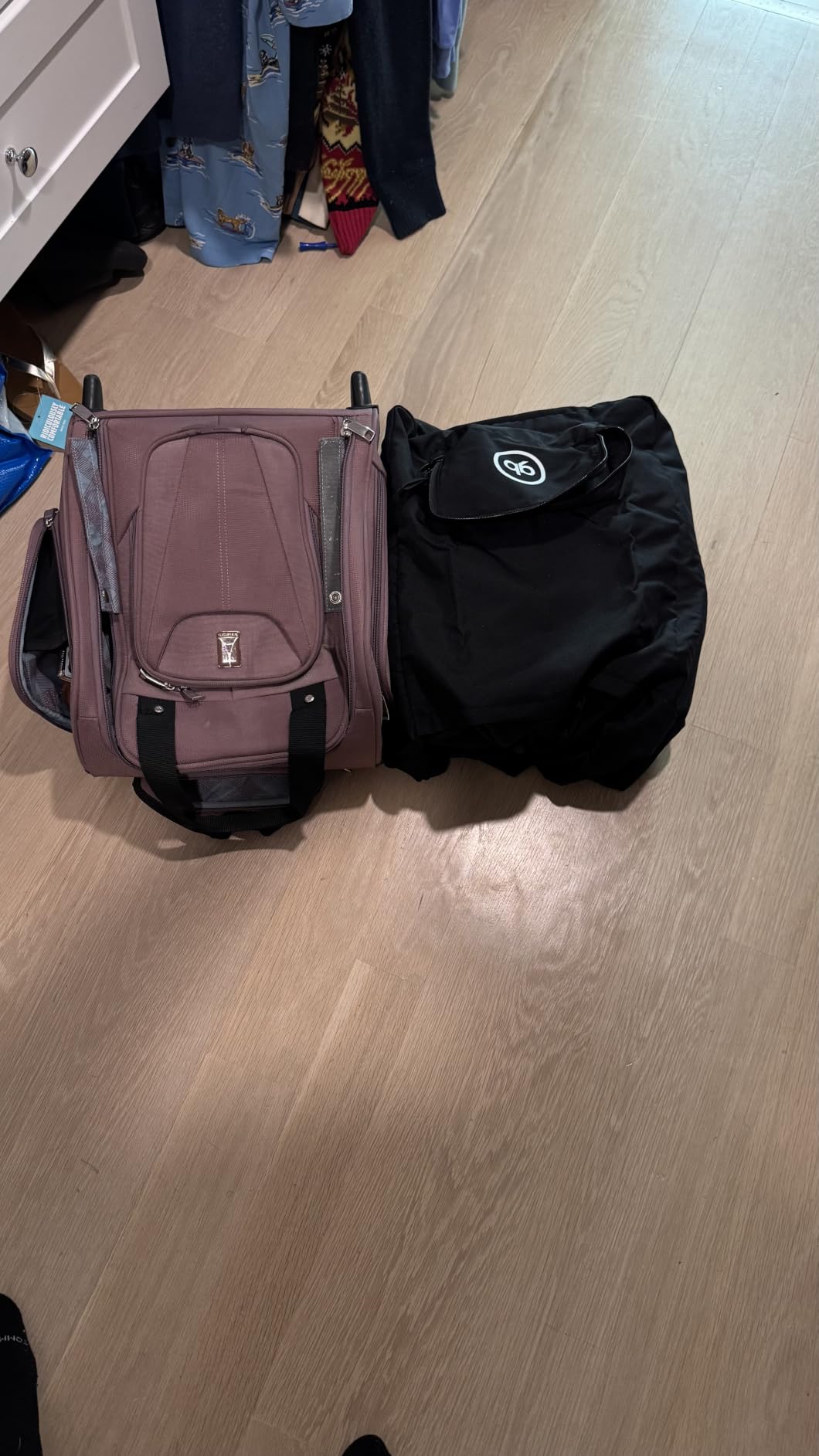 gb Pockit Air All Terrain Compact Lightweight Travel Stroller, Velvet Black customer photo 2