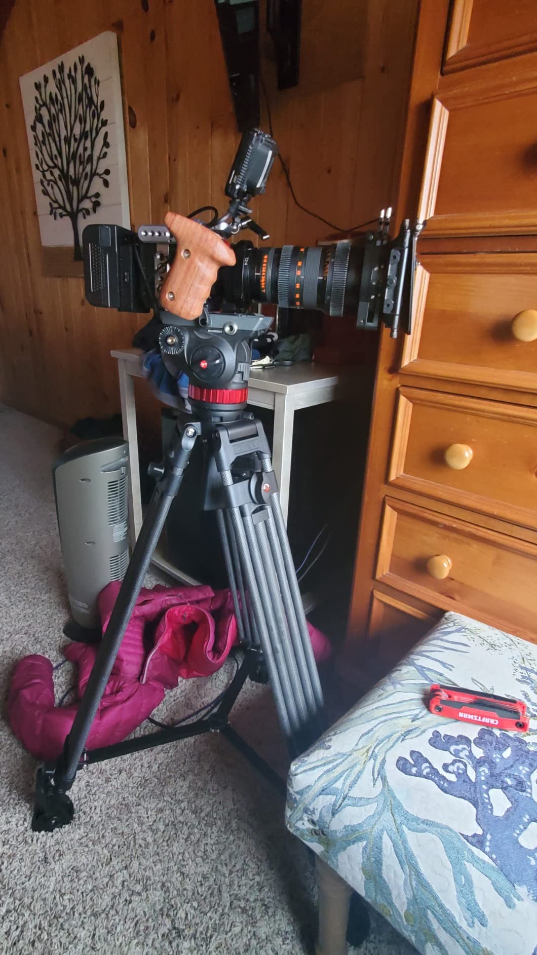 Cayer BV25LH Heavy Duty Carbon Fiber Tripod, 74