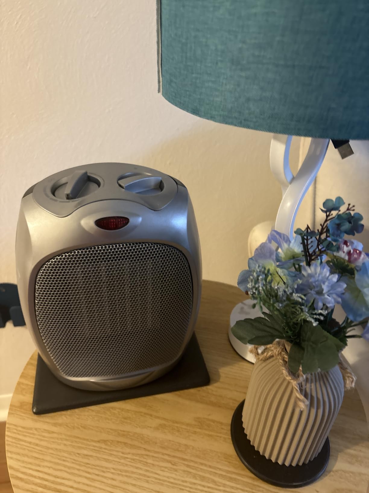 Amazon Basics Ceramic Space Heater, Portable Indoor Heating Solution, With Overheat and Tip-Over Protection, Thermostat, Non-Oscillating, 1500W, 7.52