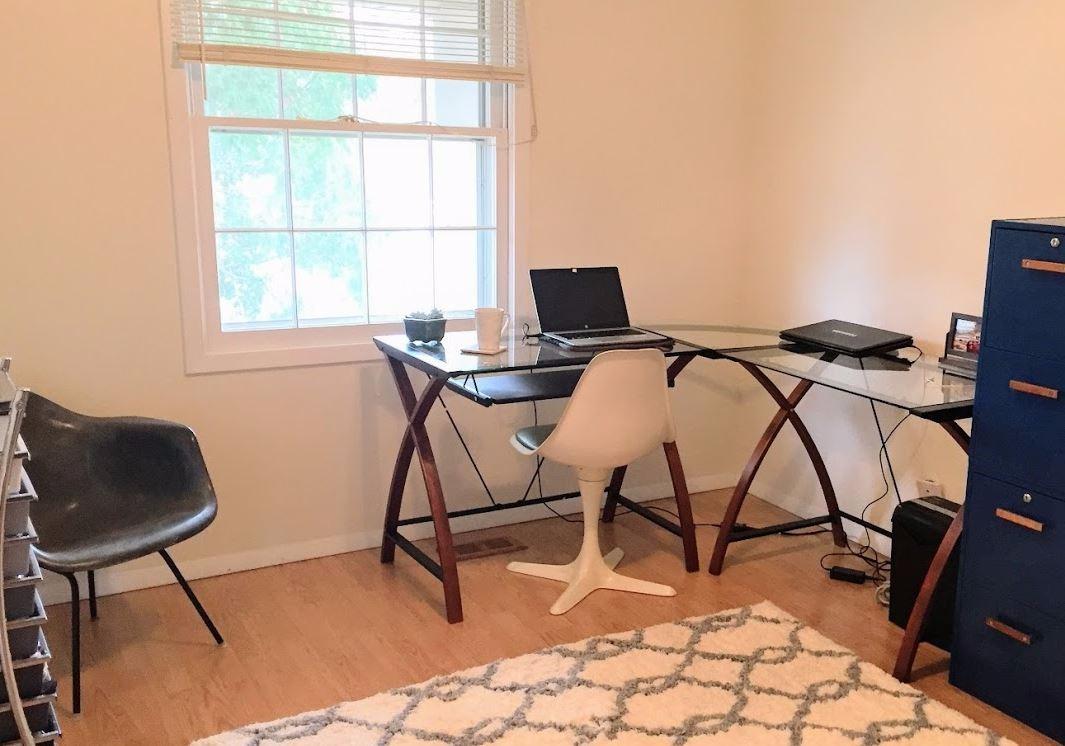 Flash Furniture Glass Computer Desk with Pull-Out Keyboard Tray, Black customer photo 2