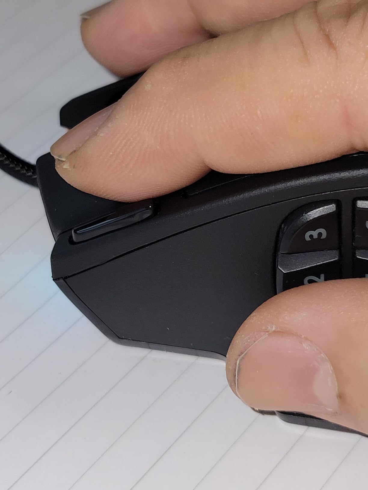 UtechSmart Venus Pro Wireless MMO Gaming Mouse - 16000 DPI RGB customer photo 2