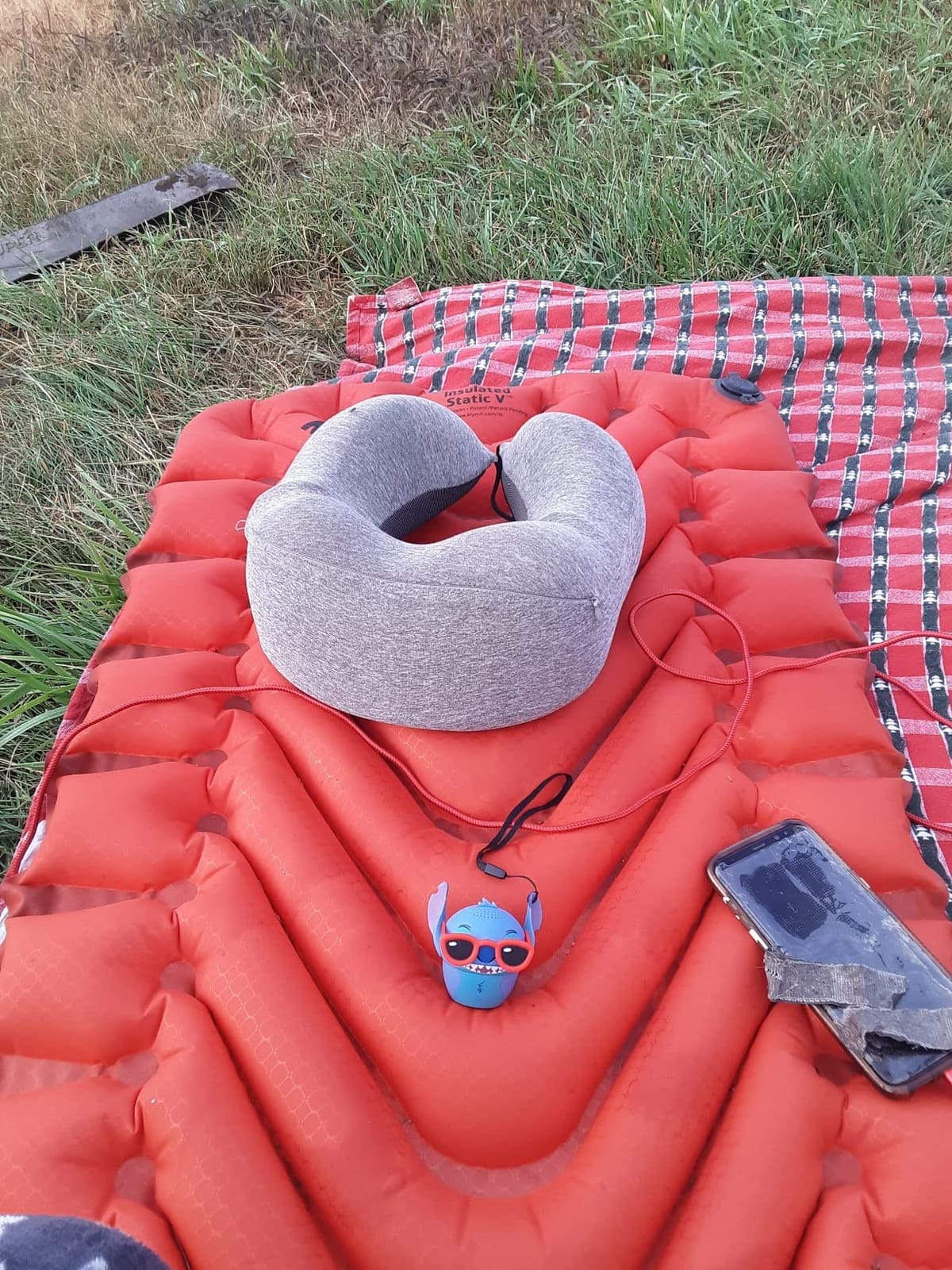 KLYMIT Static V Lightweight Inflatable Sleeping Pad | Comfortable, Lightweight, Easy to Inflate Portable Air Bed Mattress for Camping, Backpacking and Hiking — Green customer photo 2