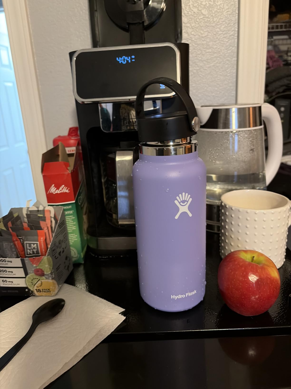 Hydro Flask Water Bottle - Insulated Stainless Steel - Wide Mouth Flex Lid, Non Spill, Leakproof and Refillable in 32 Oz Black customer photo 1