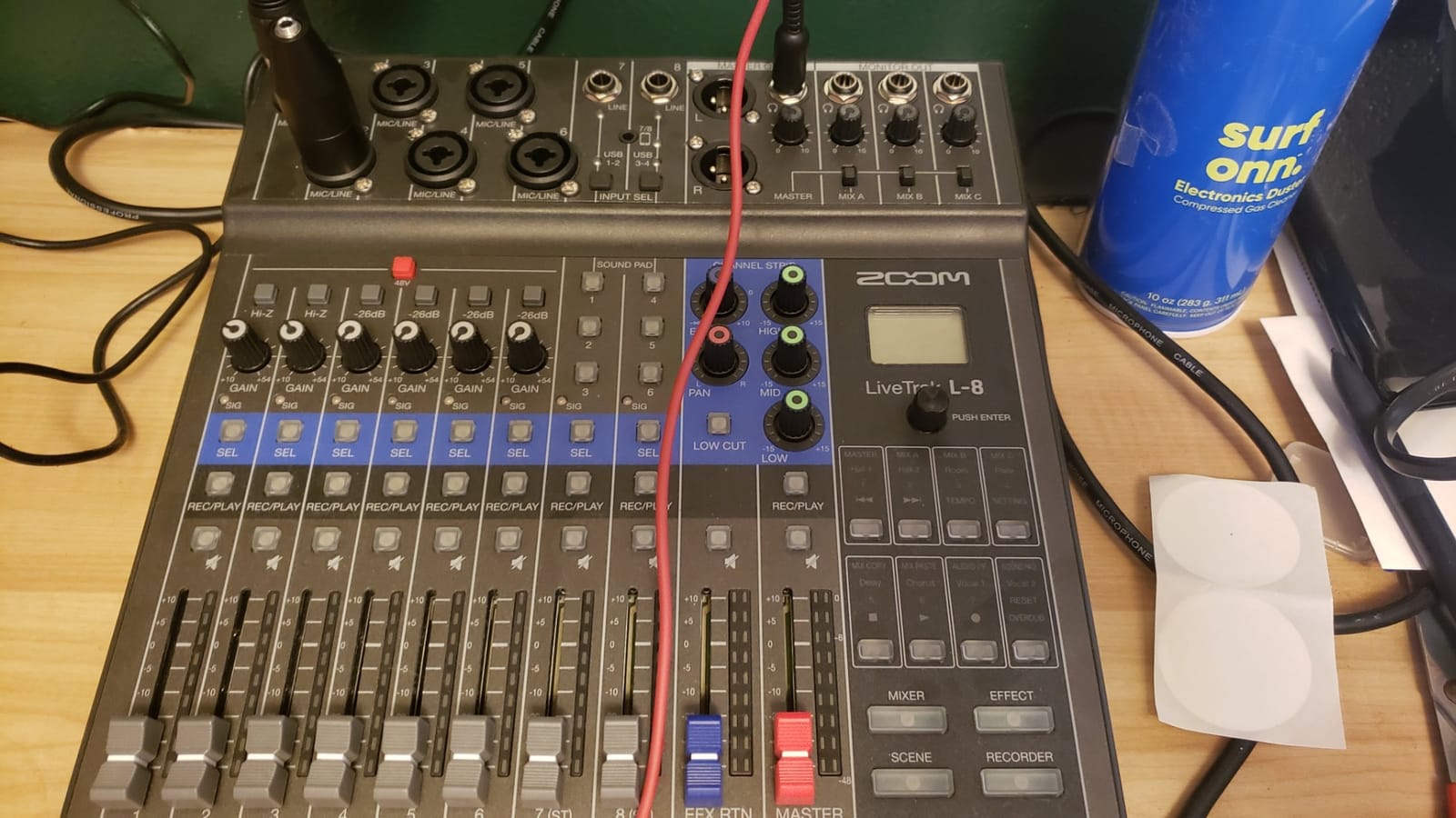 Zoom LiveTrak L-8 Battery Powered Digital Mixer/Recorder for Musicians & Podcasters customer photo 1