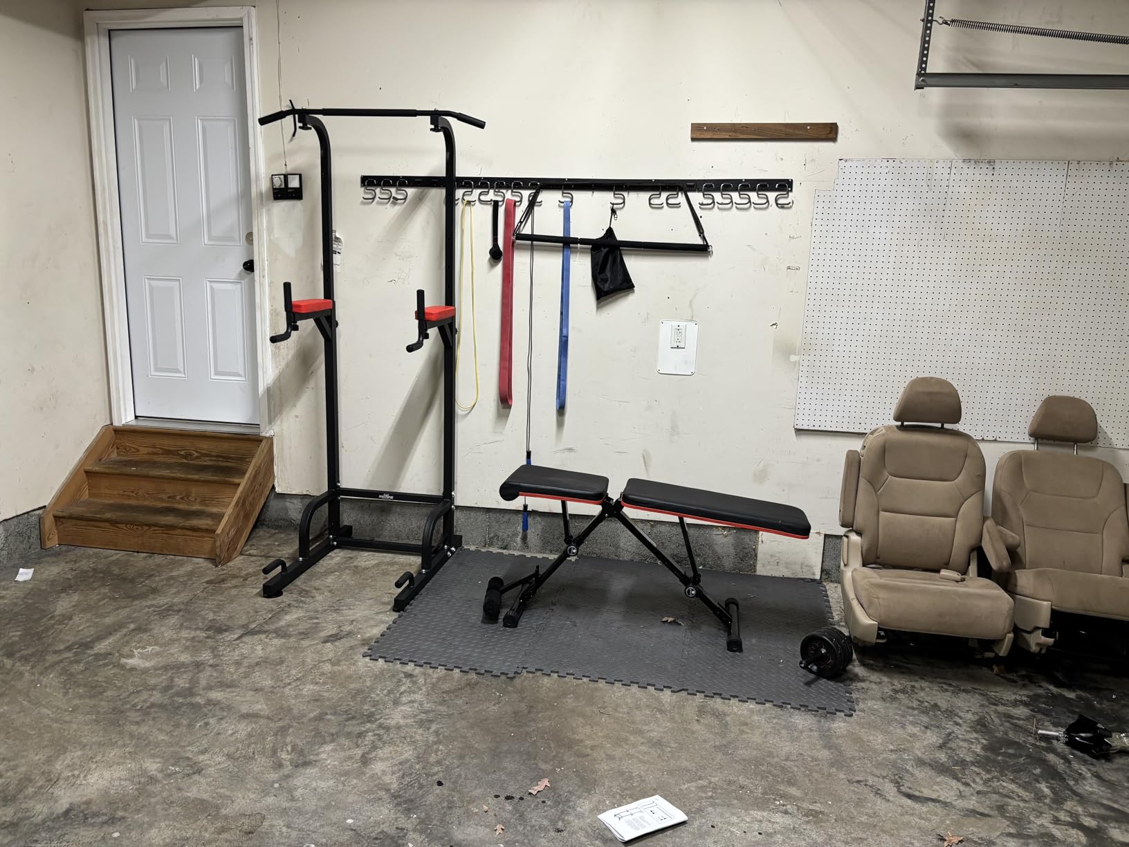 RELIFE REBUILD YOUR LIFE Pull Up Bar Free Standing Power Tower for Home Gym customer photo 2