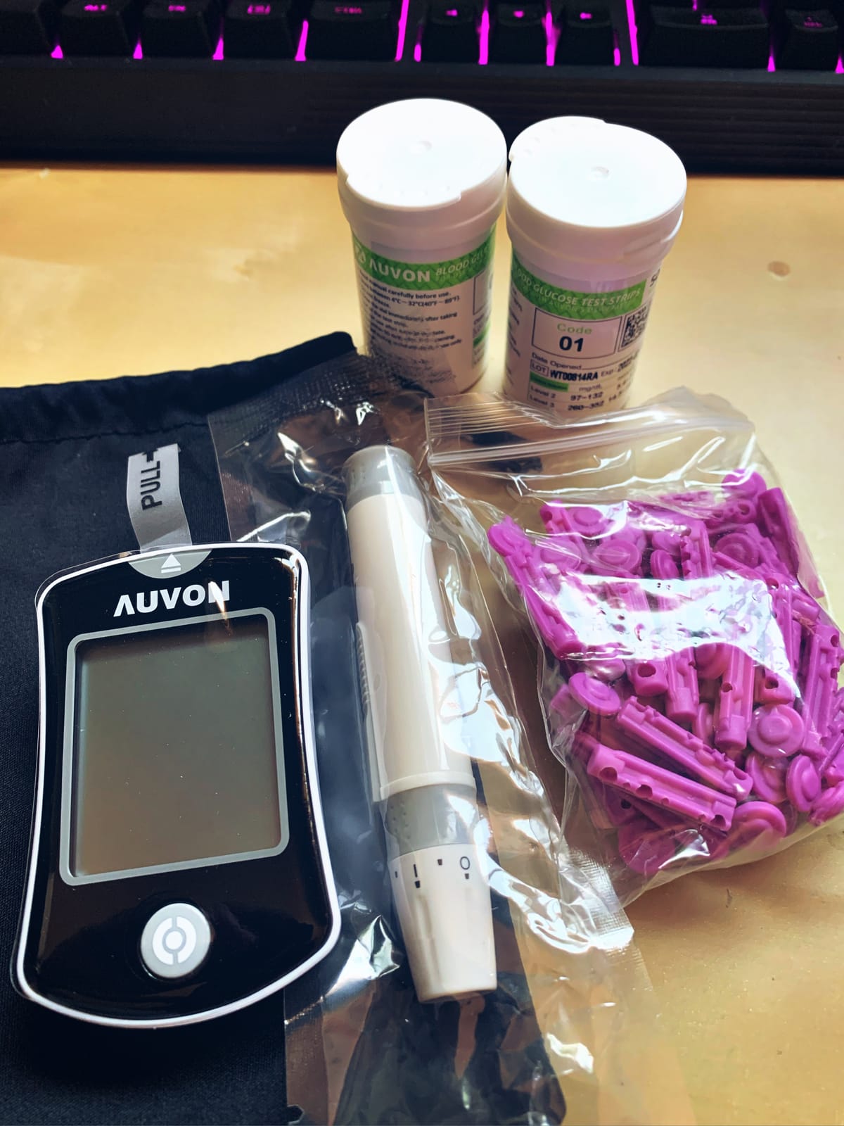 AUVON Blood Glucose Monitor Kit for Accurate Test, 100 Strips, No Coding | Diabetes Testing Kit with 100 30G Lancets, 1 Lancing Device, Portable and Reliable Blood Sugar Monitor Test Kit for Home Use customer photo 1