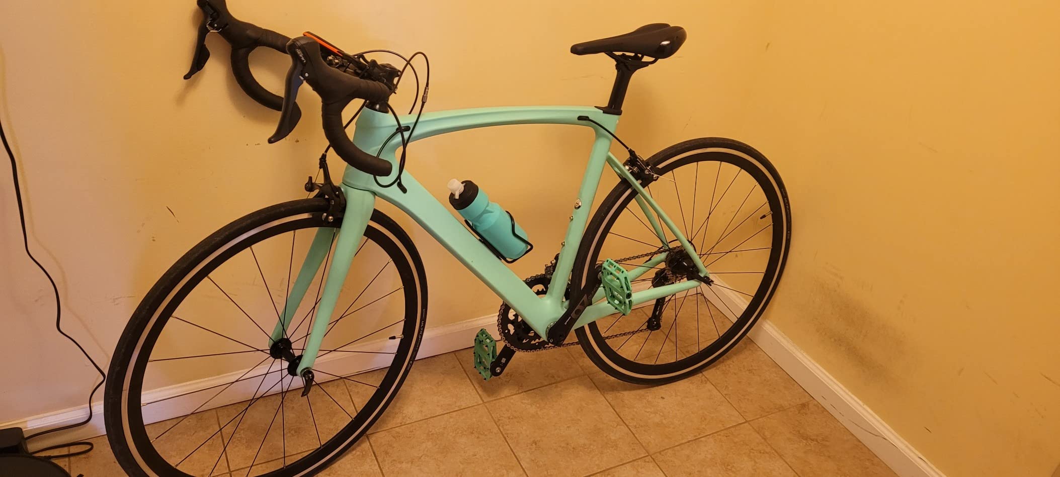 Carbon Road Bike Model H 18.7 lb – Custom Bike Club Logo Carbon Fiber Frame Road Bike with Shimano Tiagra 20 speeds customer photo 1