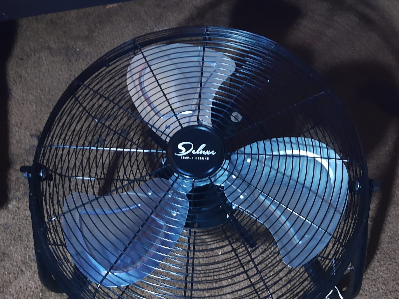 Simple Deluxe 18 Inch 3-Speed High Velocity Heavy Duty Metal Industrial Floor Fans, Black customer photo 1
