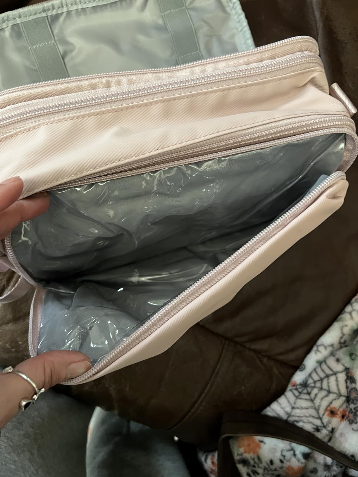 BAGSMART Toiletry Bag for Men, Travel Toiletry Organizer Dopp Kit Water-resistant Shaving Bag for Toiletries Accessories, Door Room Essentials, Black-medium customer photo 1