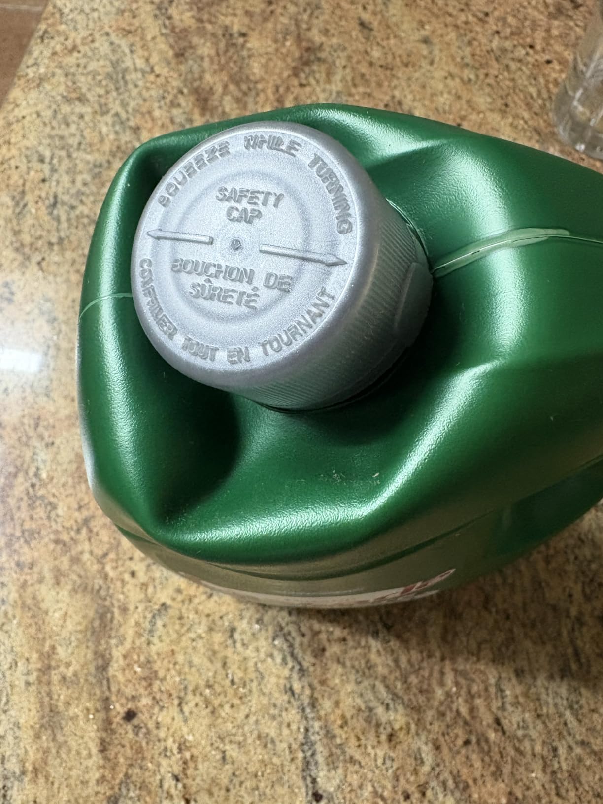 Cascade Complete +Oxi Gel Dishwashing Detergent, Fresh Scent, 60 fl oz customer photo 2