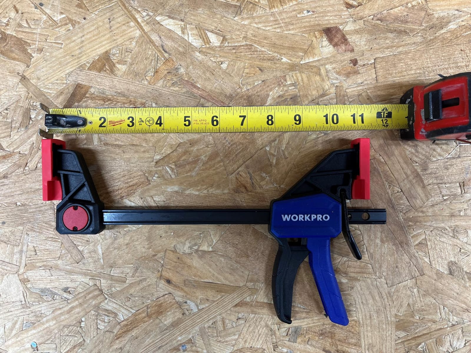 WORKPRO Bar Clamps for Woodworking, 6-Pack One-Handed Clamp/Spreader, 6-Inch (4) and 12-Inch (2) Wood Clamps Set, Light-Duty Quick-Change F Clamp with 150 lbs Load Limit Blue customer photo 2