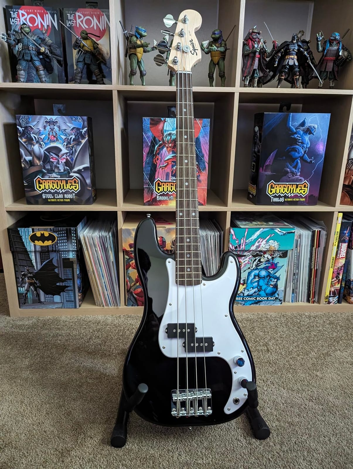 Squier Mini Precision Bass, Black, Laurel Fingerboard customer photo 2