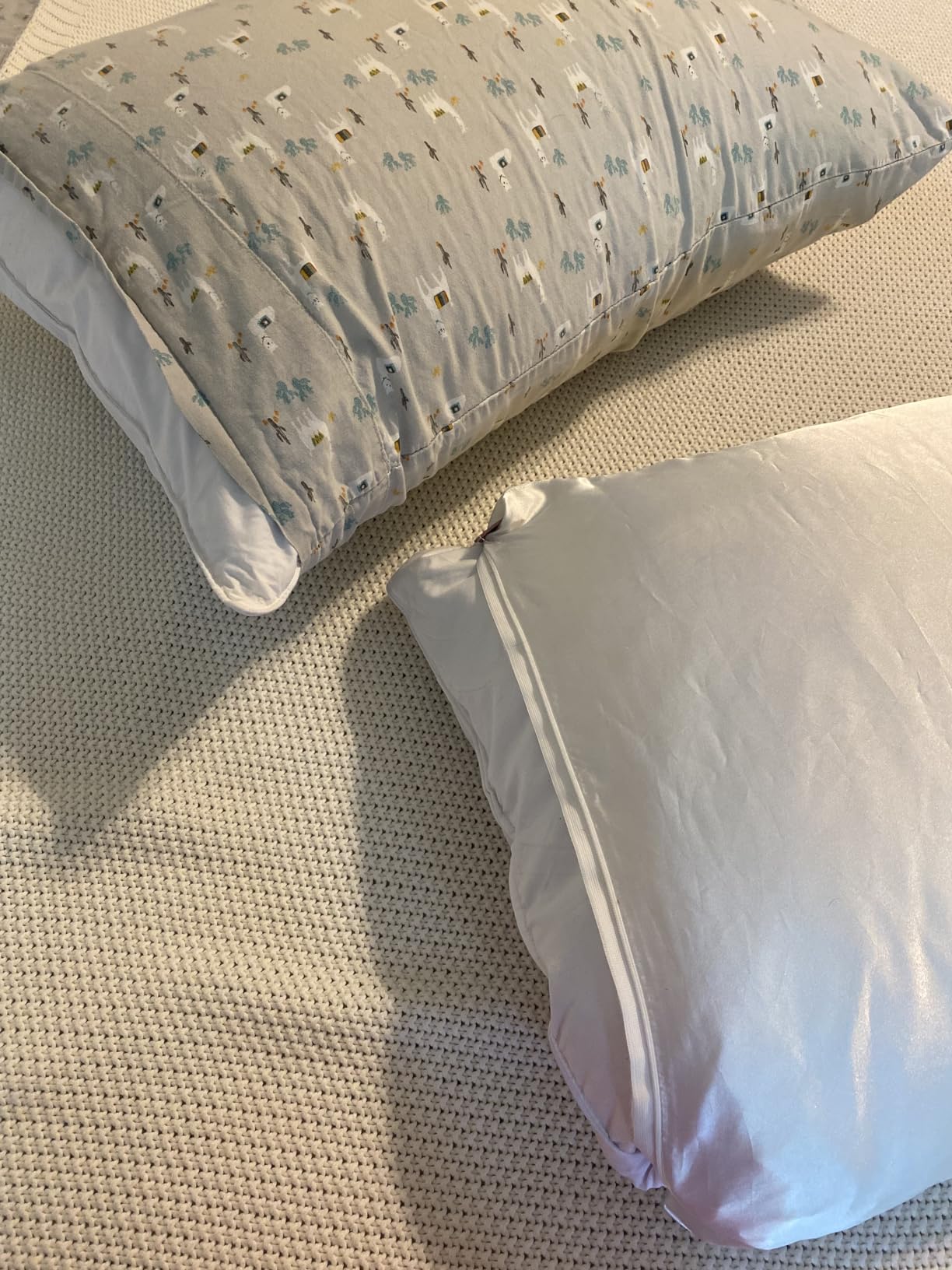 Goose Feathers and Down Pillows, Bed Pillows Queen Size Set of 2 customer photo 1