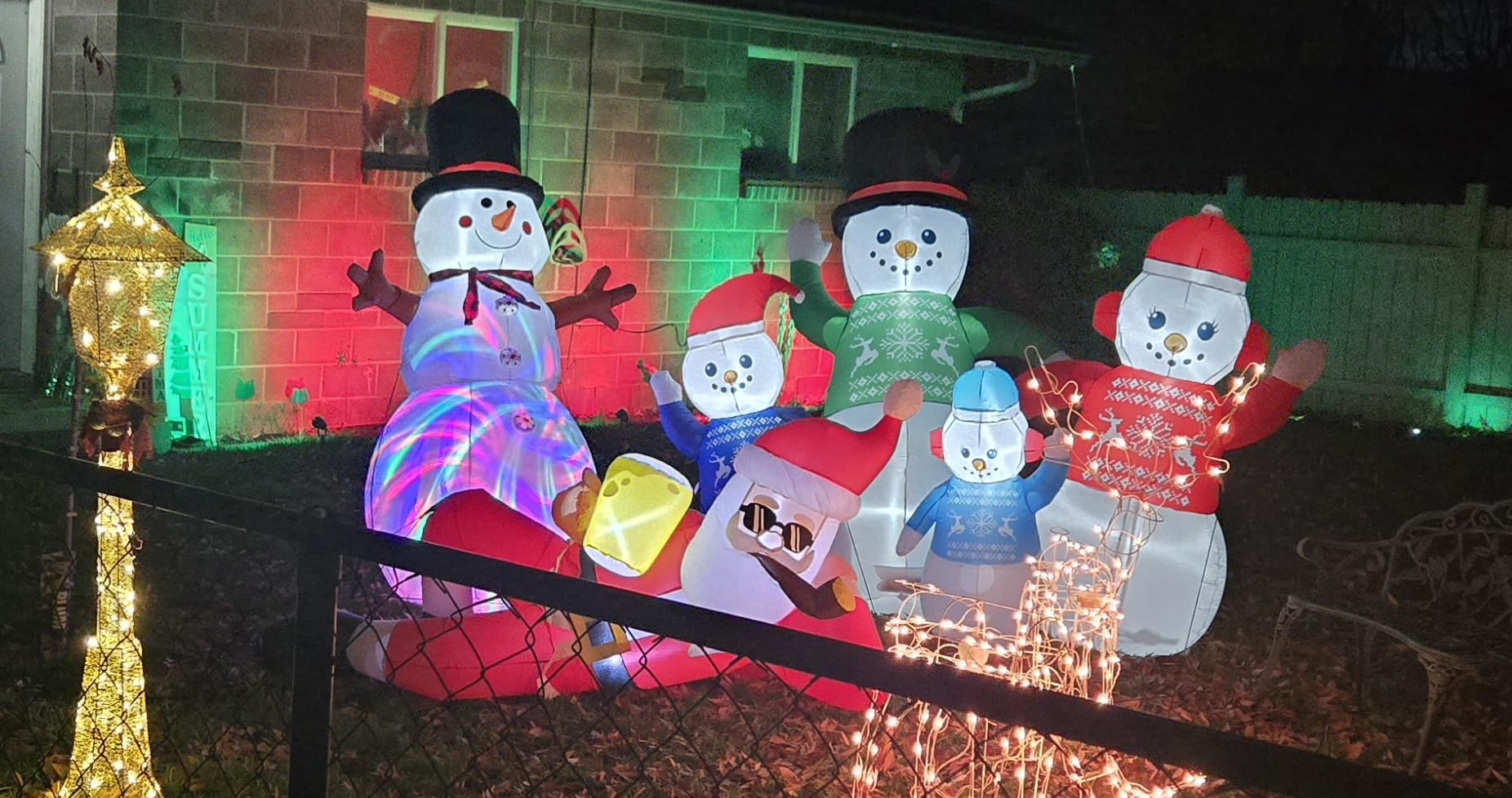 Christmas Laser Projector Lights, 8 Patterns LED Projection Lights with Remote, Landscape Projector Spotlights, Red and Green Star Show, Decoration for Outdoor and Indoor, Christmas, Holiday customer photo 1