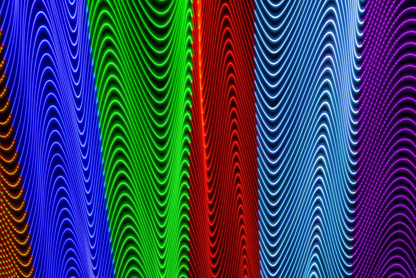 Canon EOS R5 Mirrorless Camera (Body Only), Full-Frame Hybrid Camera, 8K Video, 45 Megapixel CMOS Sensor, DIGIC X Image Processor, Up to 12 FPS, RF Mount, Black customer photo 1
