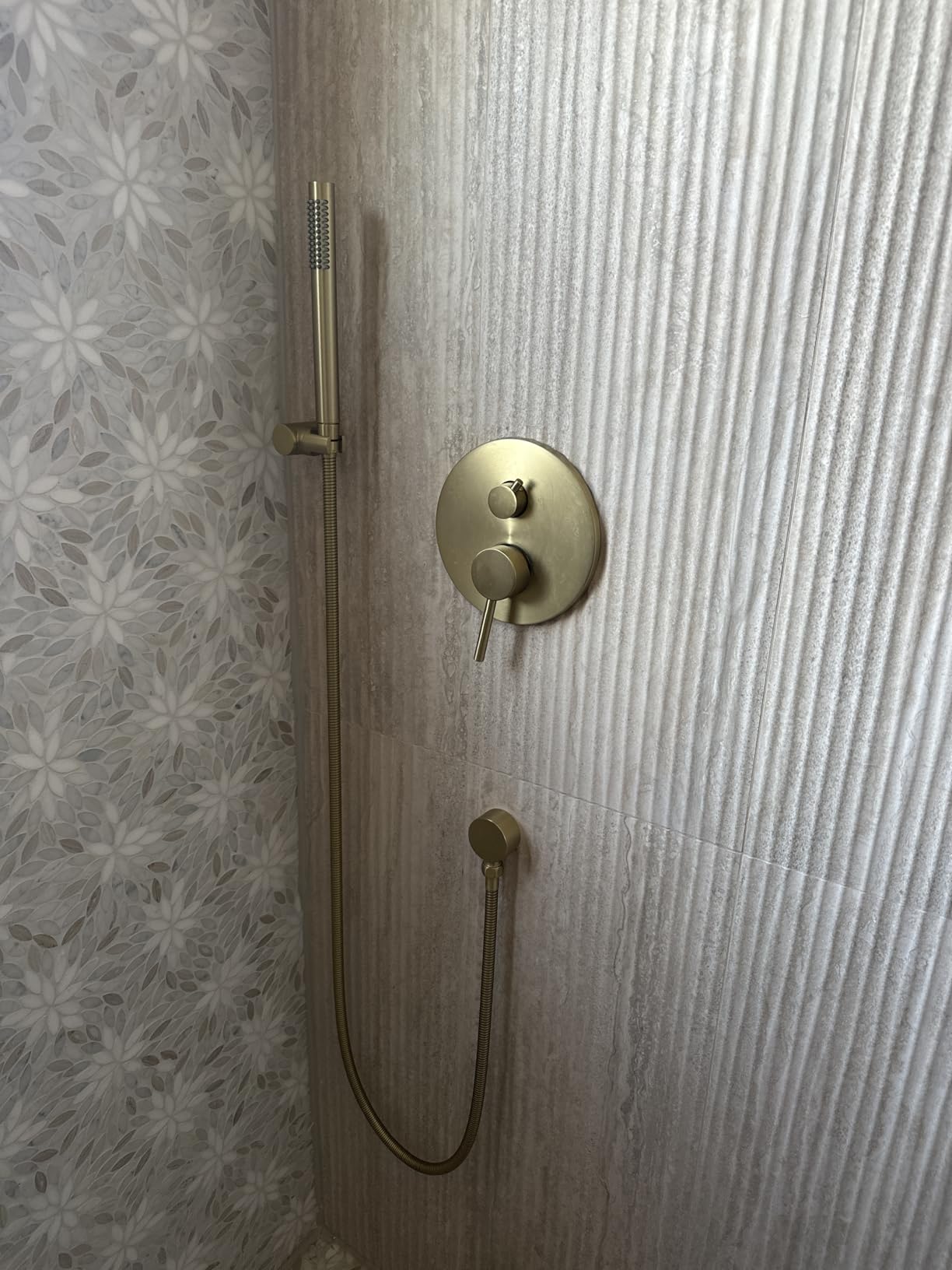 SUMERAIN Brushed Gold Shower Faucet System customer photo 2