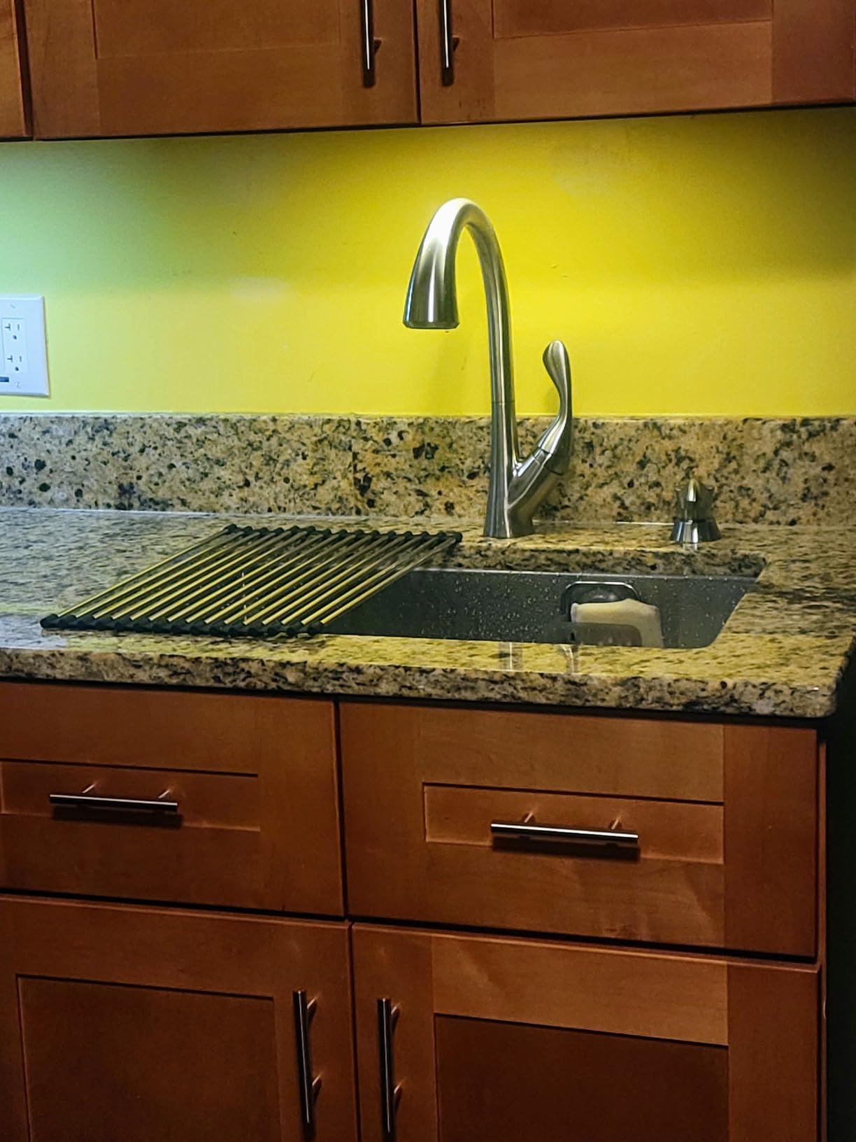 Sarlai 33 Inch Undermount Kitchen Sink - 33 x19 Kitchen Sink Undermount Single Bowl Stainless Steel 16 Gauge Under Counter Sink With Accessories Round Corners customer photo 1
