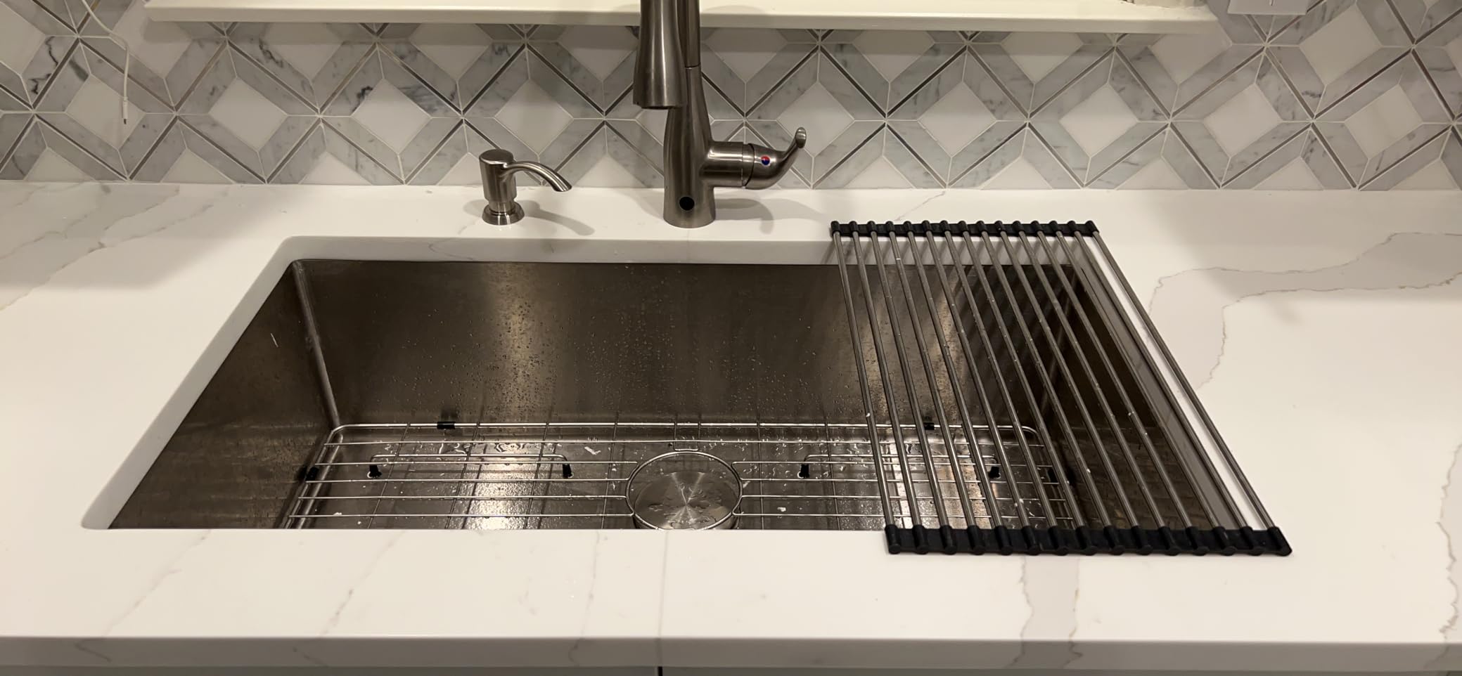 Sarlai 33 Inch Undermount Kitchen Sink - 33 x19 Kitchen Sink Undermount Single Bowl Stainless Steel 16 Gauge Under Counter Sink With Accessories Round Corners customer photo 2