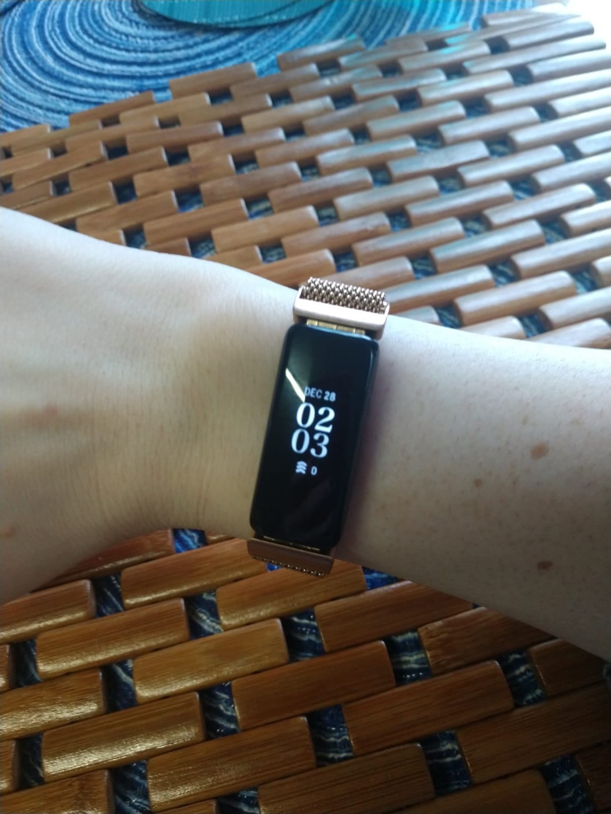 Fitbit Inspire 2 Health & Fitness Tracker with a Free 1-Year Fitbit Premium Trial, 24/7 Heart Rate, Black/Black, One Size (S & L Bands Included) customer photo 1