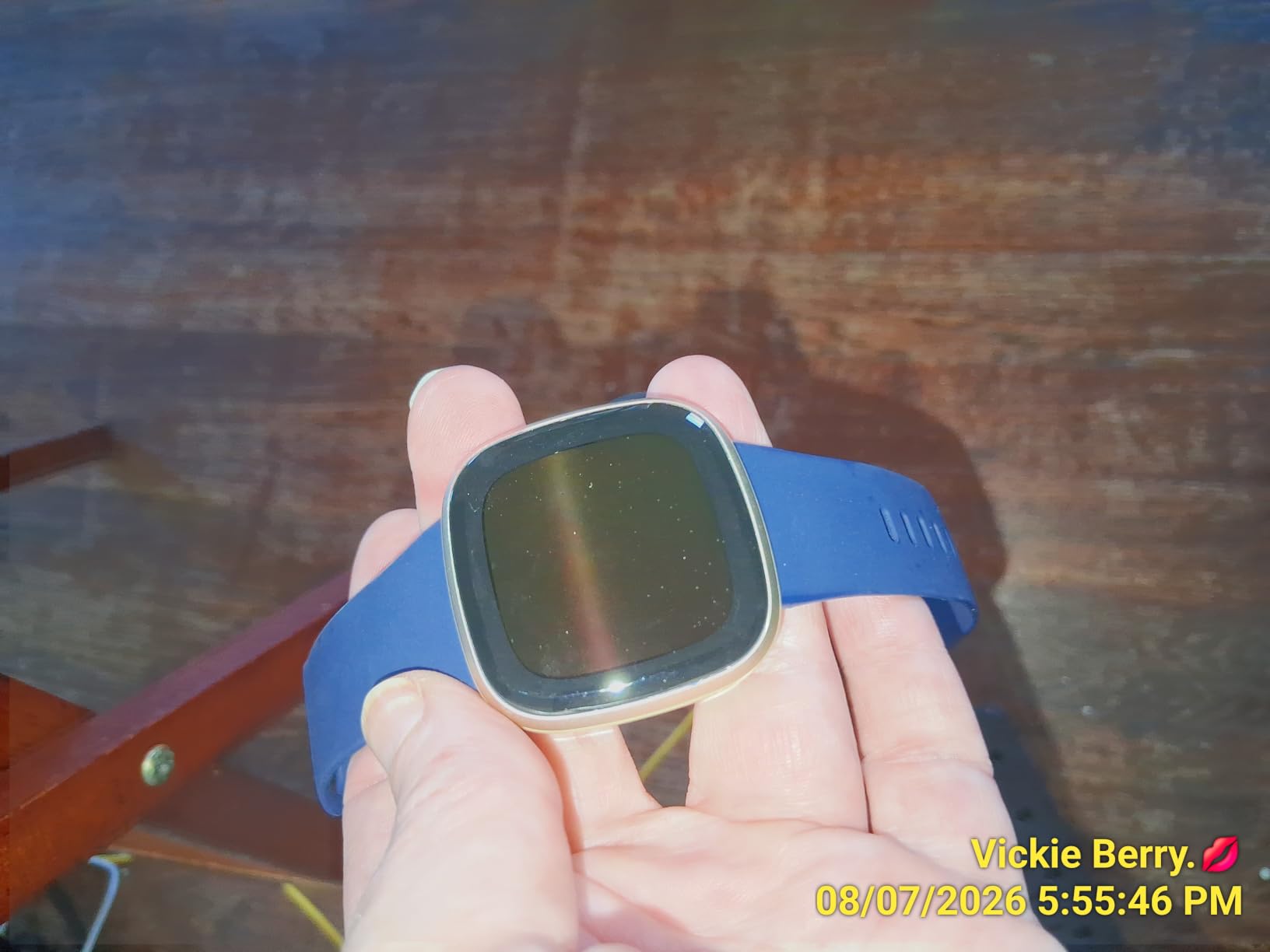 Fitbit Versa 3 Health & Fitness Smartwatch with GPS, 24/7 Heart Rate, Alexa Built-in, 6+ Days Battery, Midnight Blue/Gold, One Size (S & L Bands Included) customer photo 2