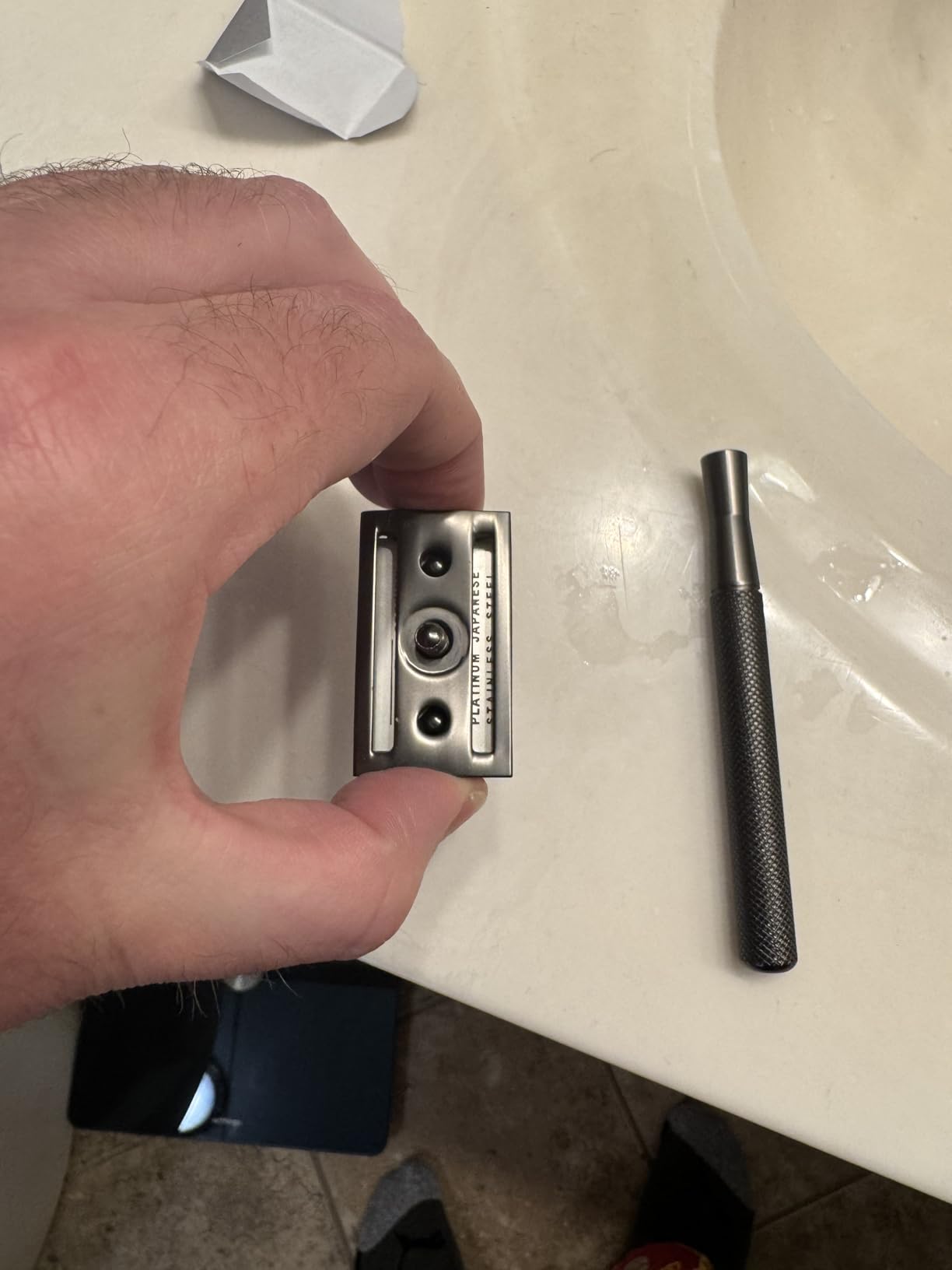 MANSCAPED® The Plow® 2.0 Premium Single Blade Double-Edged Safety Face Razor for Men customer photo 1