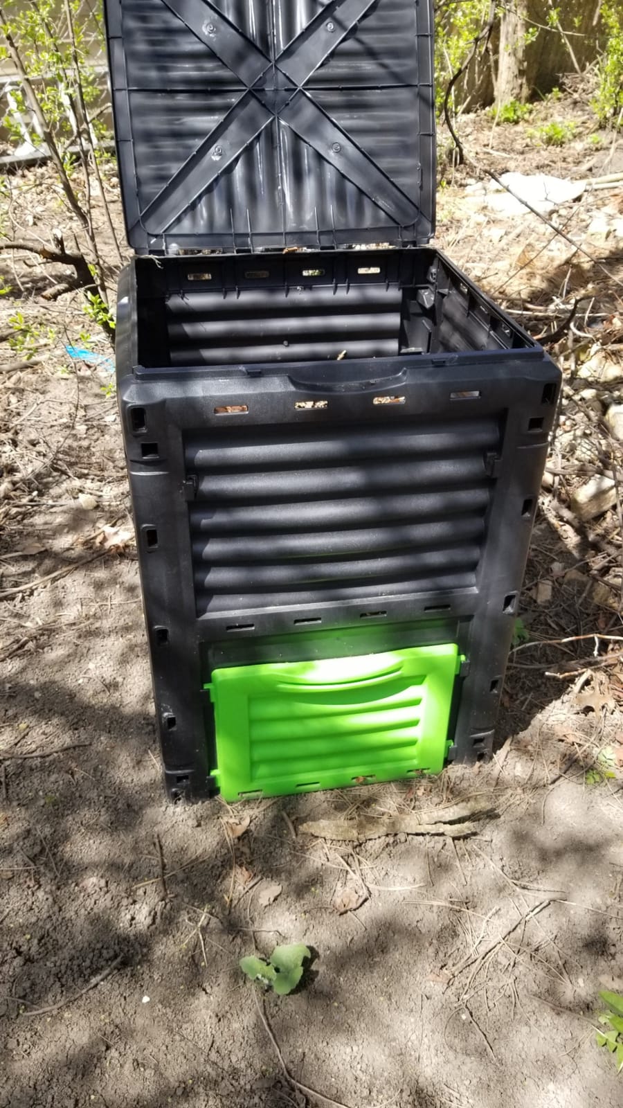 80 Gallon (300L) Large Capacity Static Compost Bin - Forest Green Outdoor Waste Composter with Easy-Access Hatch, Efficient Aeration System for Fast Organic Fertilizer, Sturdy Design customer photo 2