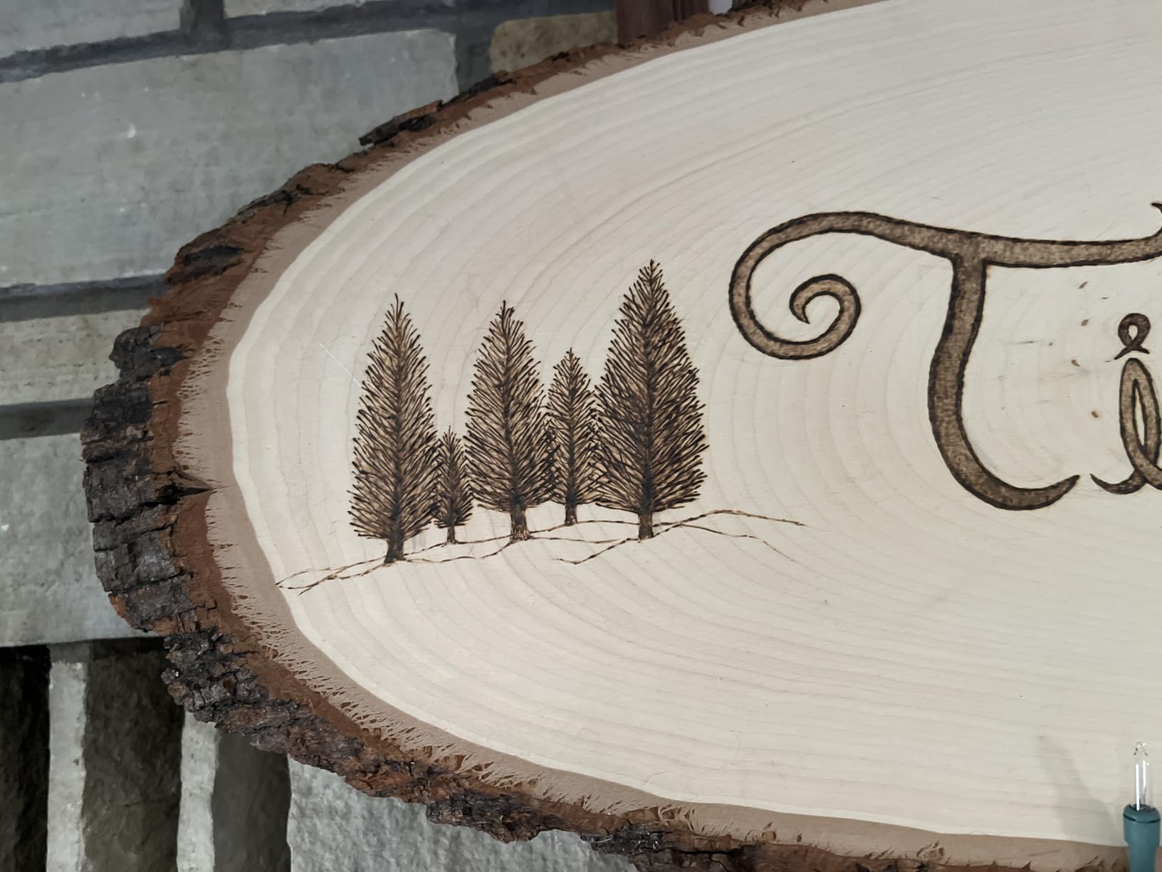 YIHUA 939-II Wood Burning Kit Station Pyrography Pen 250~750℃/482~1382℉ Temperature Adjustable with 20 Wire Nibs, 1 Stable Pen Holder, 2 Stencils, 2 Scrap Wood, 1 S/S Tweezers, and 1 Pliers (Blue) customer photo 1