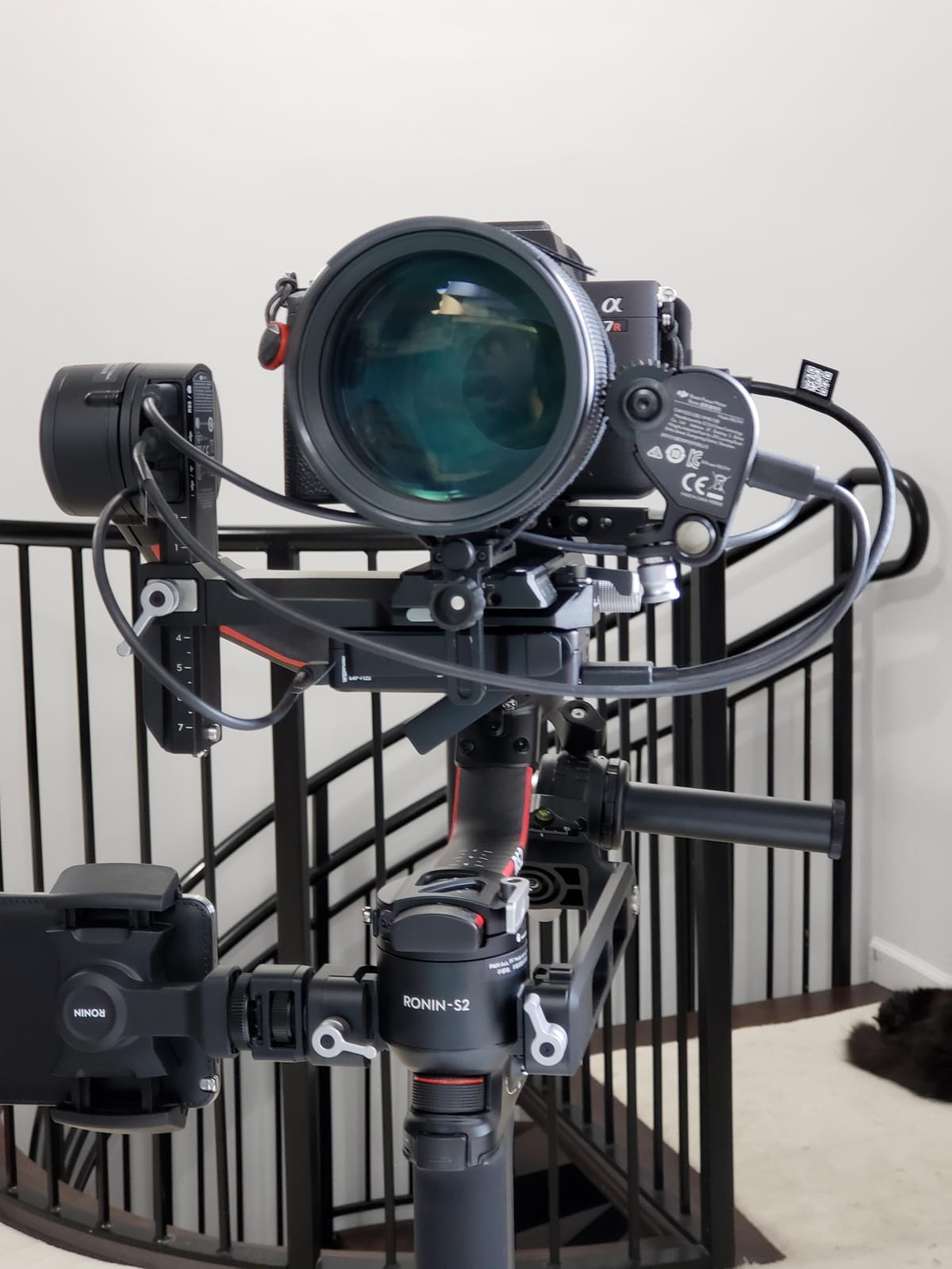 DJI RS 2 Combo - 3-Axis Gimbal Stabilizer for DSLR and Mirrorless Cameras, Nikon, Sony, Panasonic, Canon, Fuji, 10lbs Tested Payload, 1.4” Full-Color Touchscreen, Carbon Fiber Construction, Black customer photo 2
