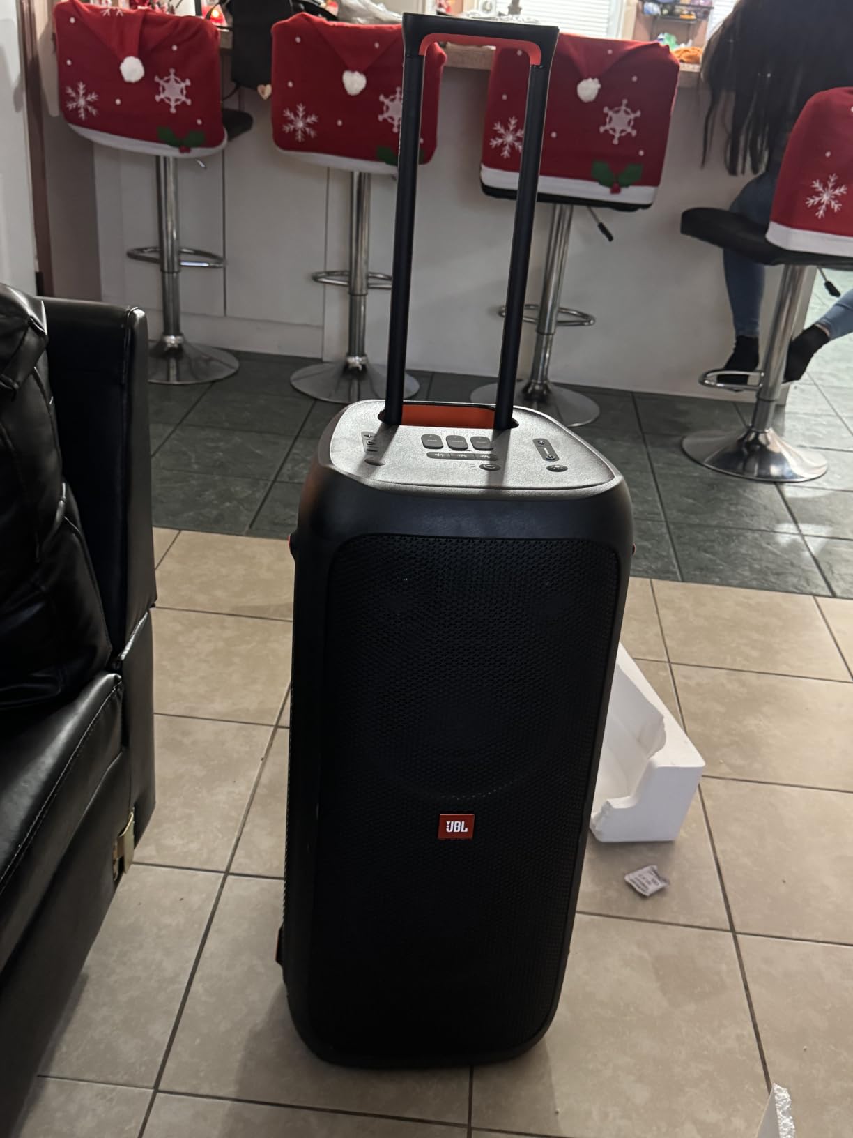 JBL Partybox 310 - Portable Party Speaker with Long Lasting Battery, Powerful JBL Sound and Exciting Light Show,Black customer photo 2