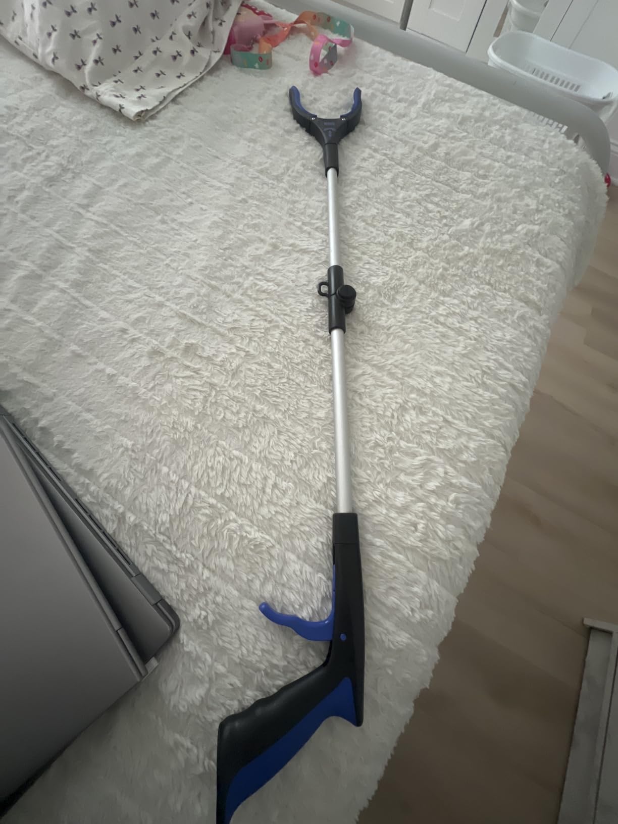RMS 34 Inch Extra Long Reacher Grabber - Foldable with Rotating Jaw (Blue) customer photo 2