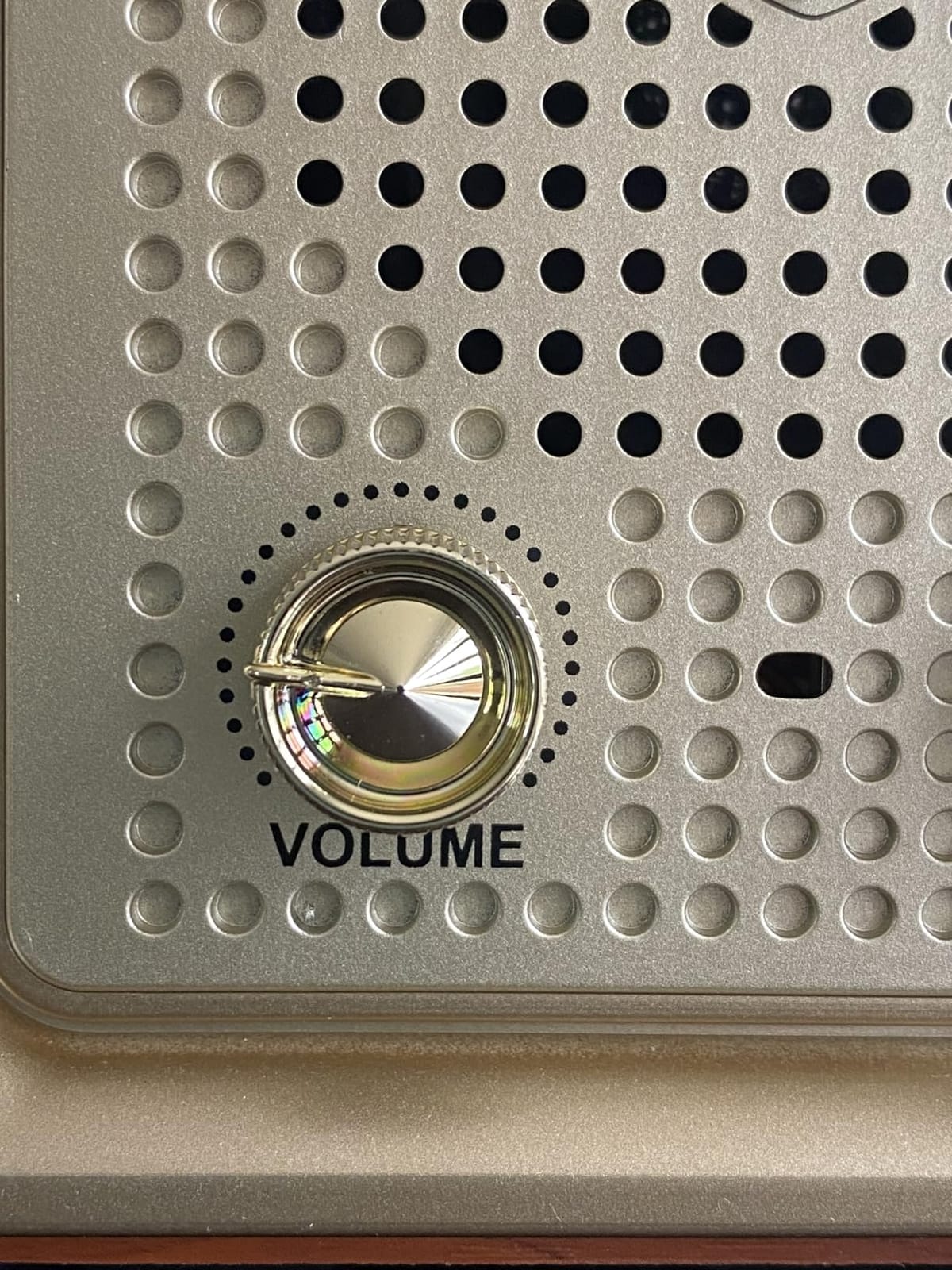 PRUNUS J-110 Radio Portable AM FM, Plug in Wall AC Power&Battery Operated customer photo 2
