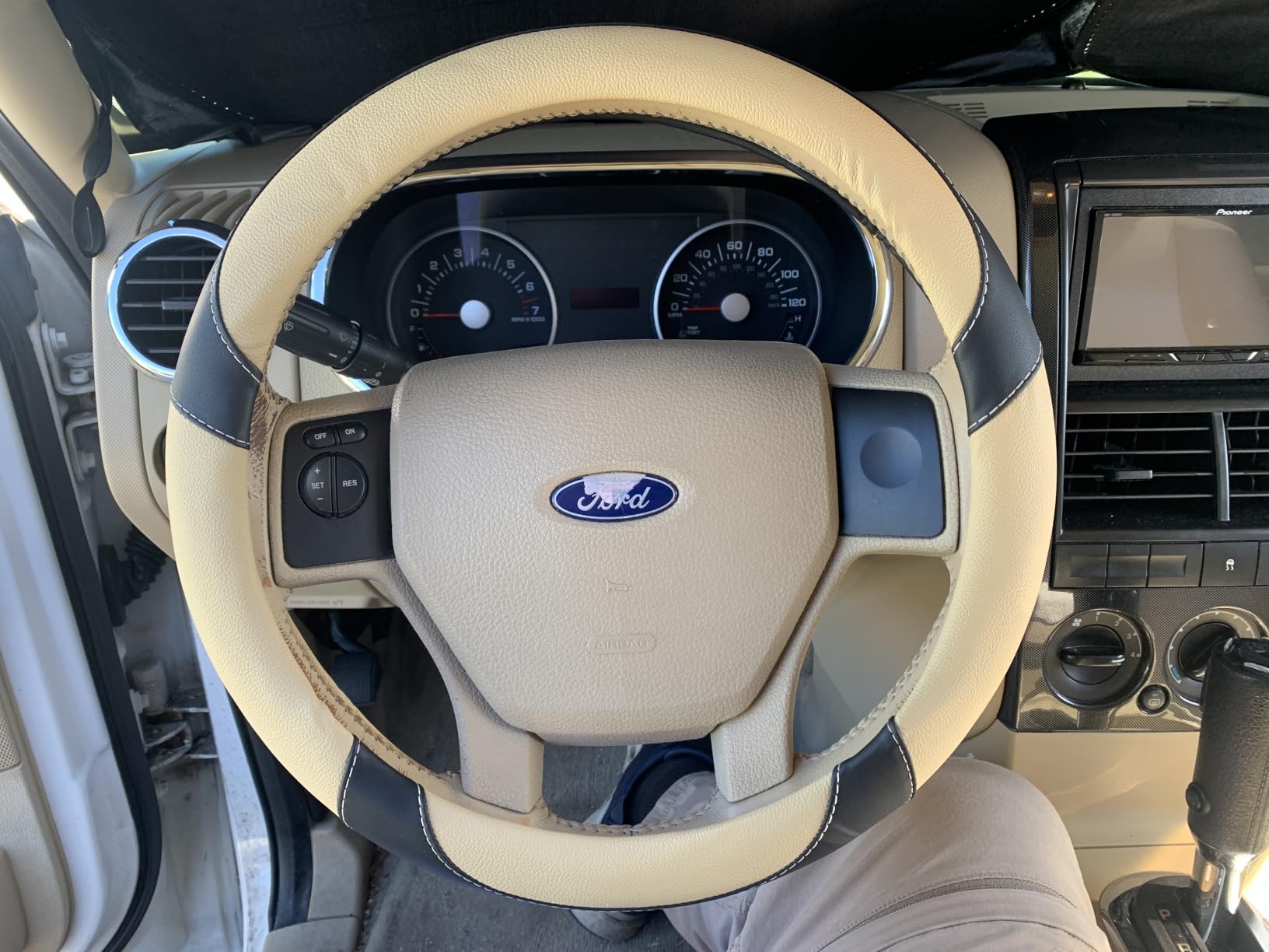 Car Steering Wheel Cover,14.5-15 Inch Black Universal Microfiber Leather Covers Breathable Anti-Slip Odorless Steering Wheels Accessories for Men Women customer photo 1