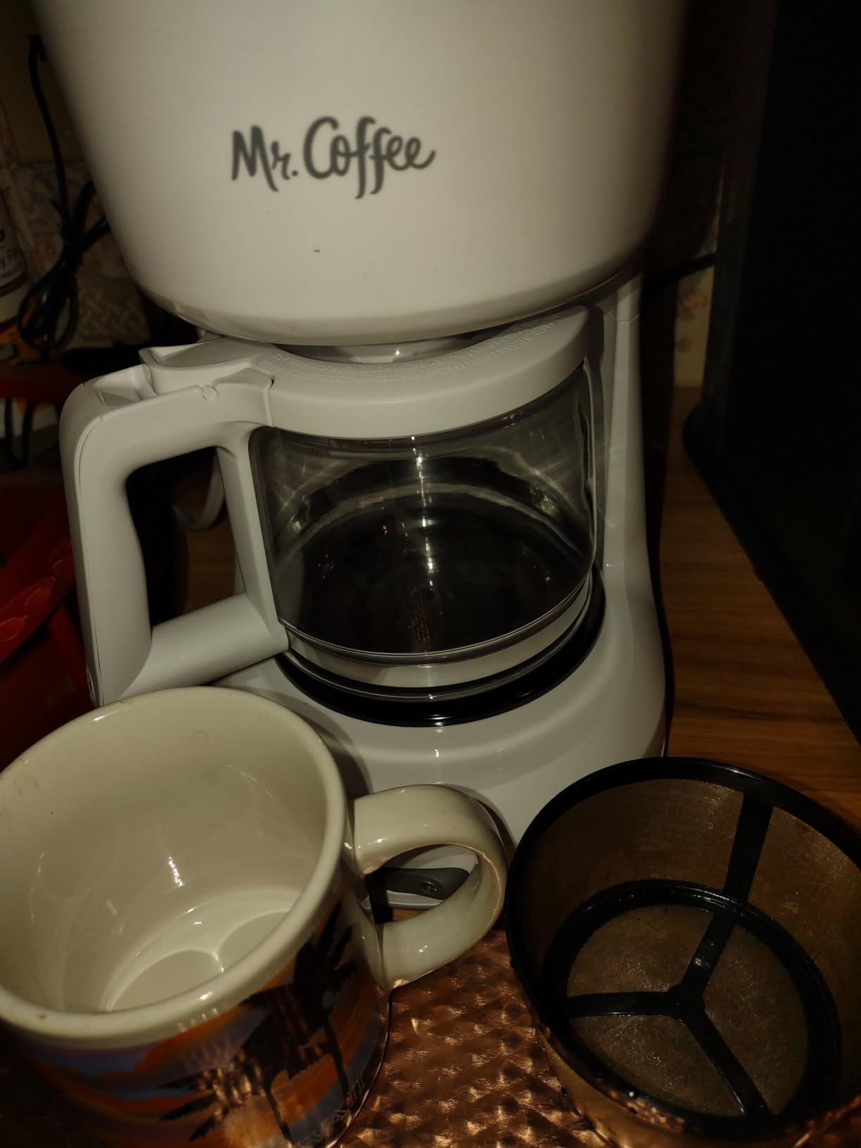 Mr. Coffee 2134286 ® 5-Cup Mini Brew Switch Coffee Maker, White customer photo 1