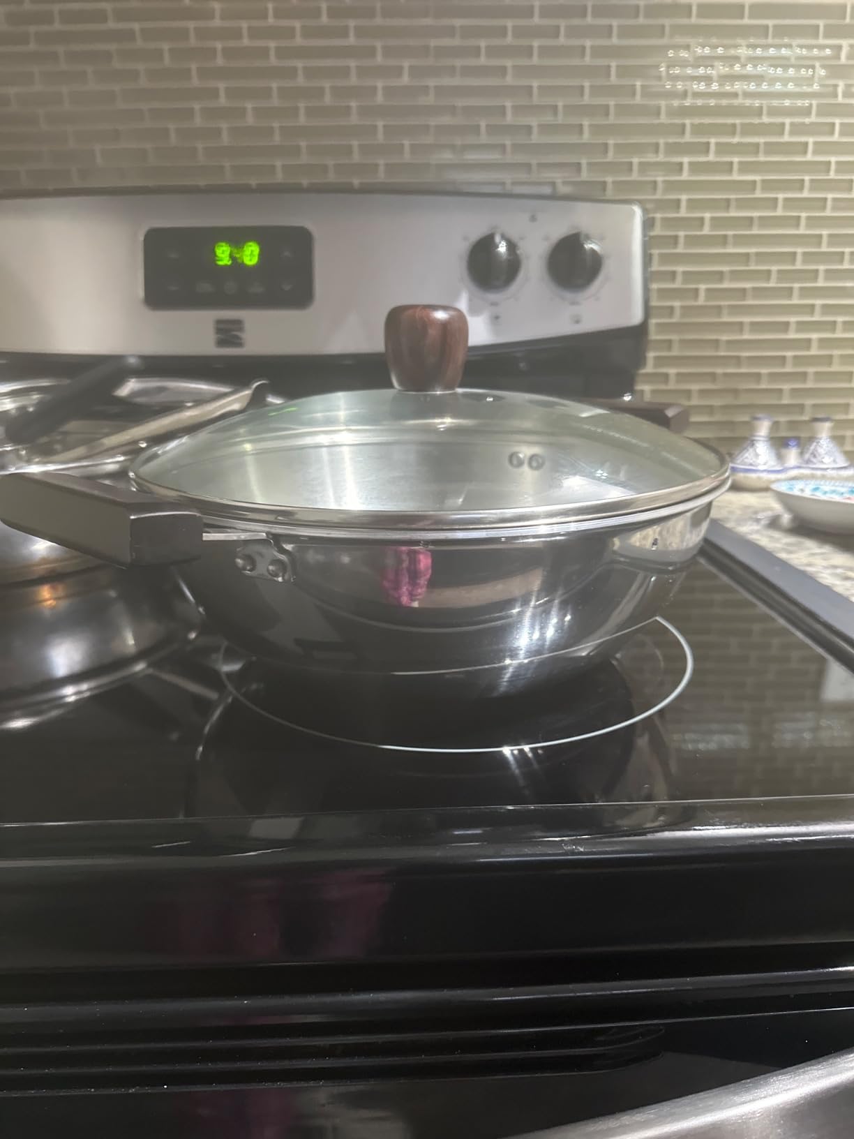 Hawkins 4 Litre Deep Kadhai, Triply Stainless Steel Kadai with Glass Lid, Flat Bottom Induction Kadhai, Big Kadai, Silver (SSK40G) customer photo 1