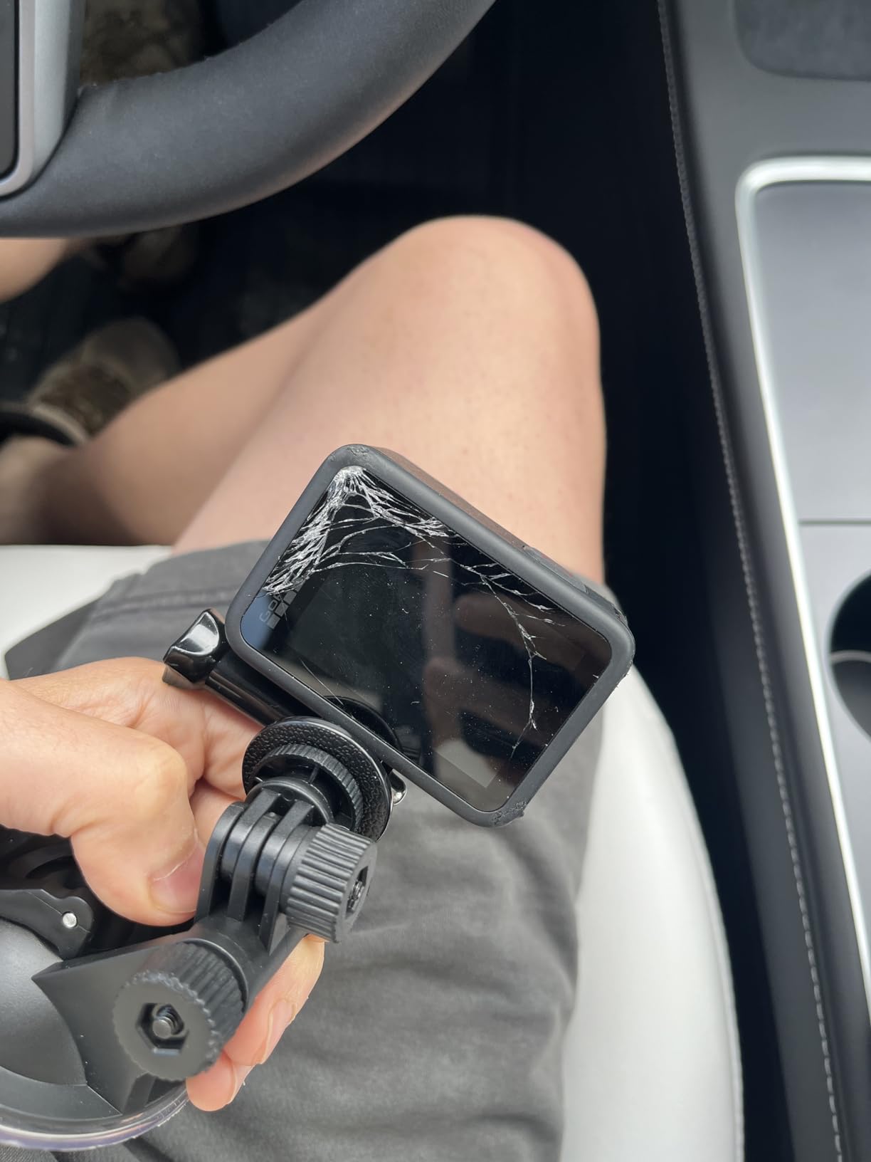 PULUZ Suction Cup Mount for Gopro Car Mount, Adjustable Vehicle Window & Windshield Mount Holder, Compatible with GoPro Hero 12 11 10 9 8 7/Insta360 X3 x2/DJI OSMO Action Camera Mount customer photo 2