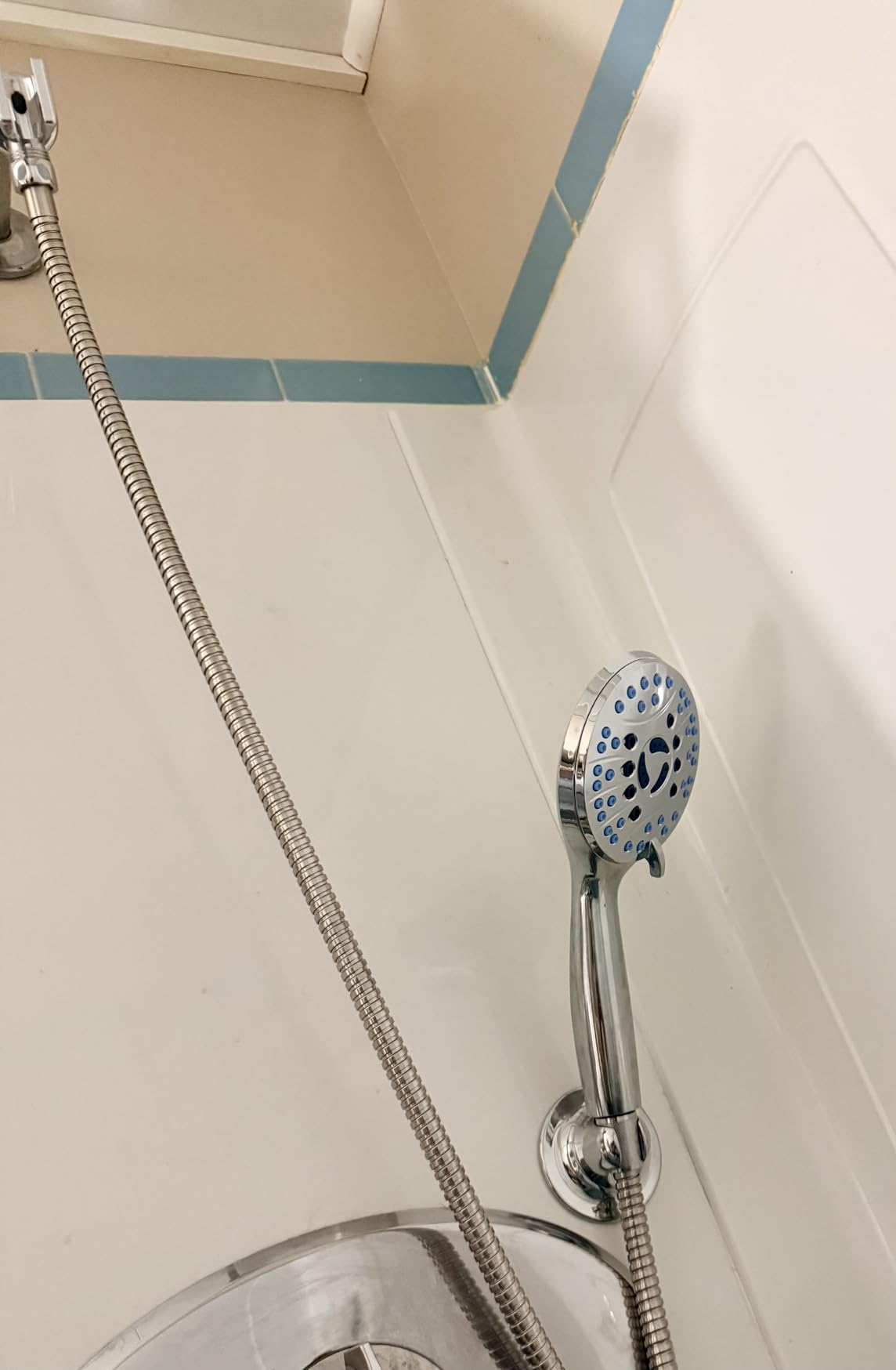 AquaCare 8-mode High Pressure Handheld Shower Head with 2-mode Power Wash customer photo 2