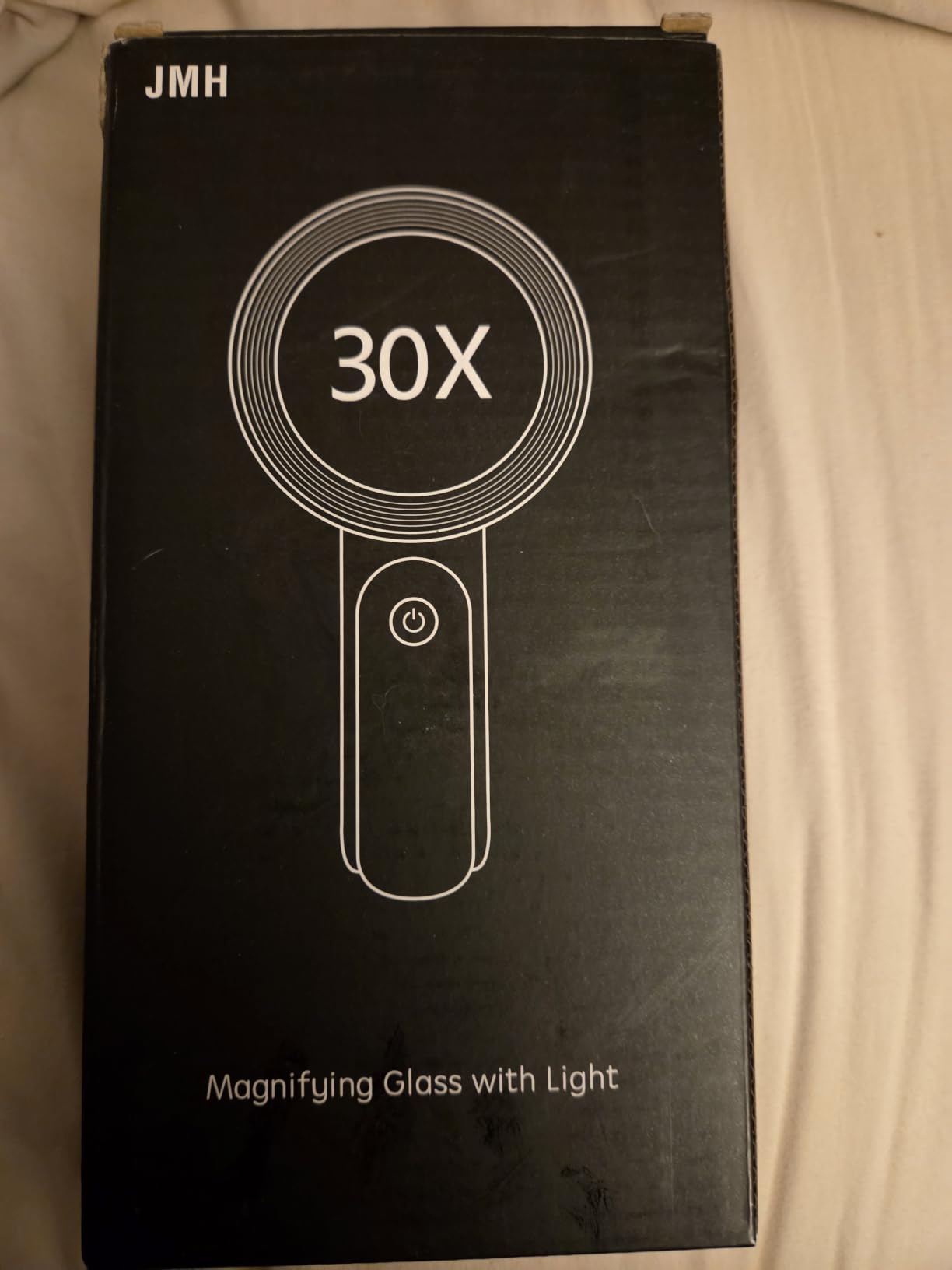 JMH Magnifying Glass with Light, Handheld Large Magnifying Glass 18LED Cold and Warm Light with 3 Modes, Illuminated Lighted Magnifier for Seniors Reading, Coins, Jewelry customer photo 1