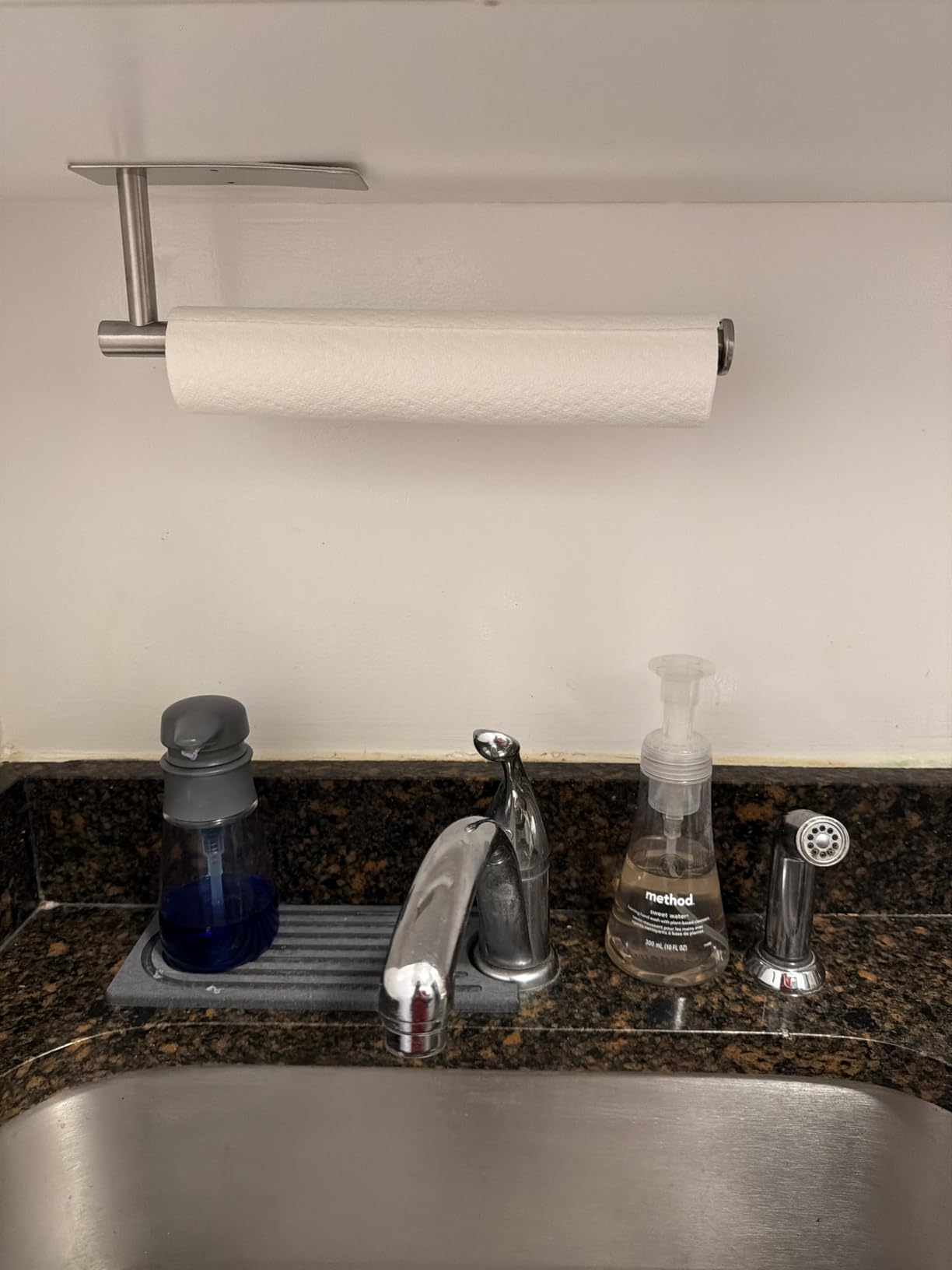 theaoo Under Cabinet Paper Towel Holder for Kitchen, Adhesive, Black customer photo 1