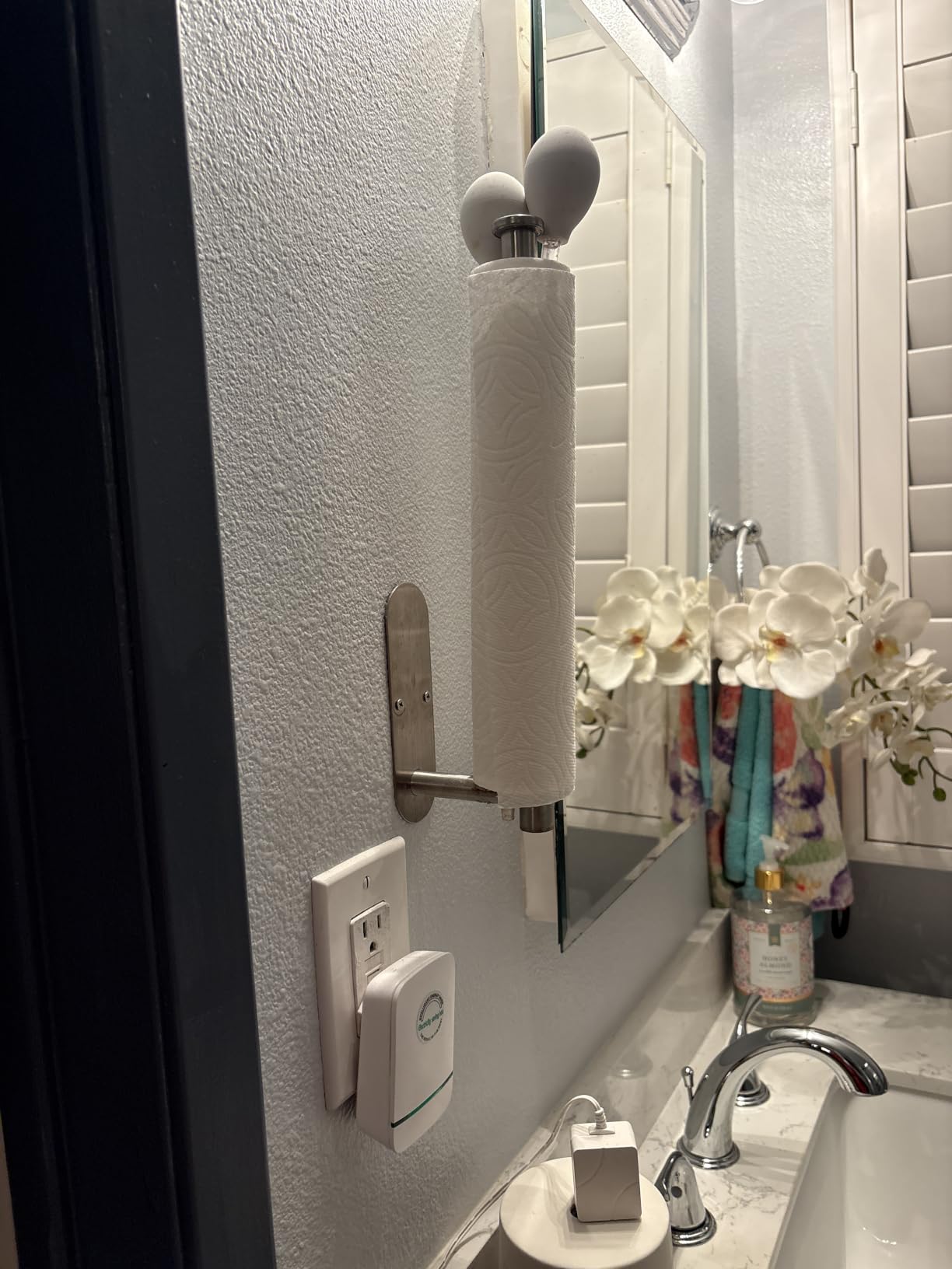 DEKAVA Paper Towel Holder Under Cabinet Wall Mount for Kitchen Paper Towel customer photo 2