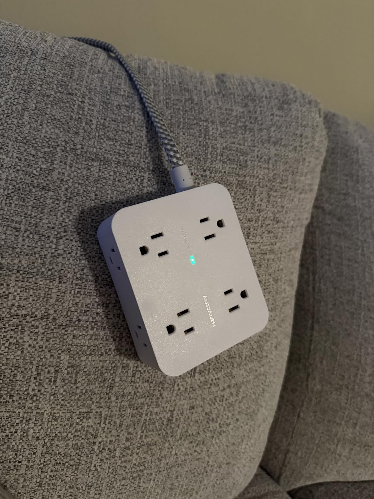 HANYCONY Surge Protector Power Strip, 1080J, 5 Ft Braided Extension Cord | 8 Outlets 4 USB Ports(2 USB C), Outlet Extender, Flat Plug, Wall Mount, Desk Charging Station, Home Office, Dorm Room ETL customer photo 1